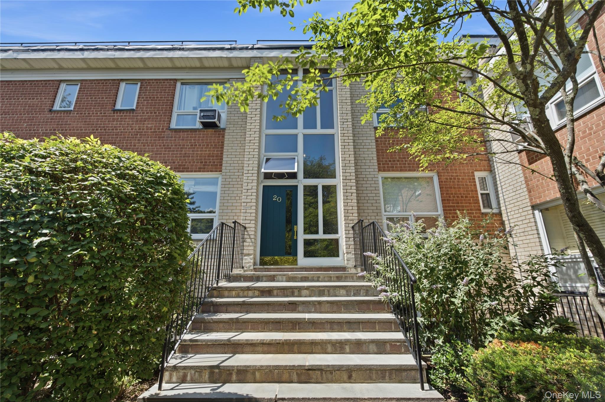 20 Channing Place, Unit 2L photo 2