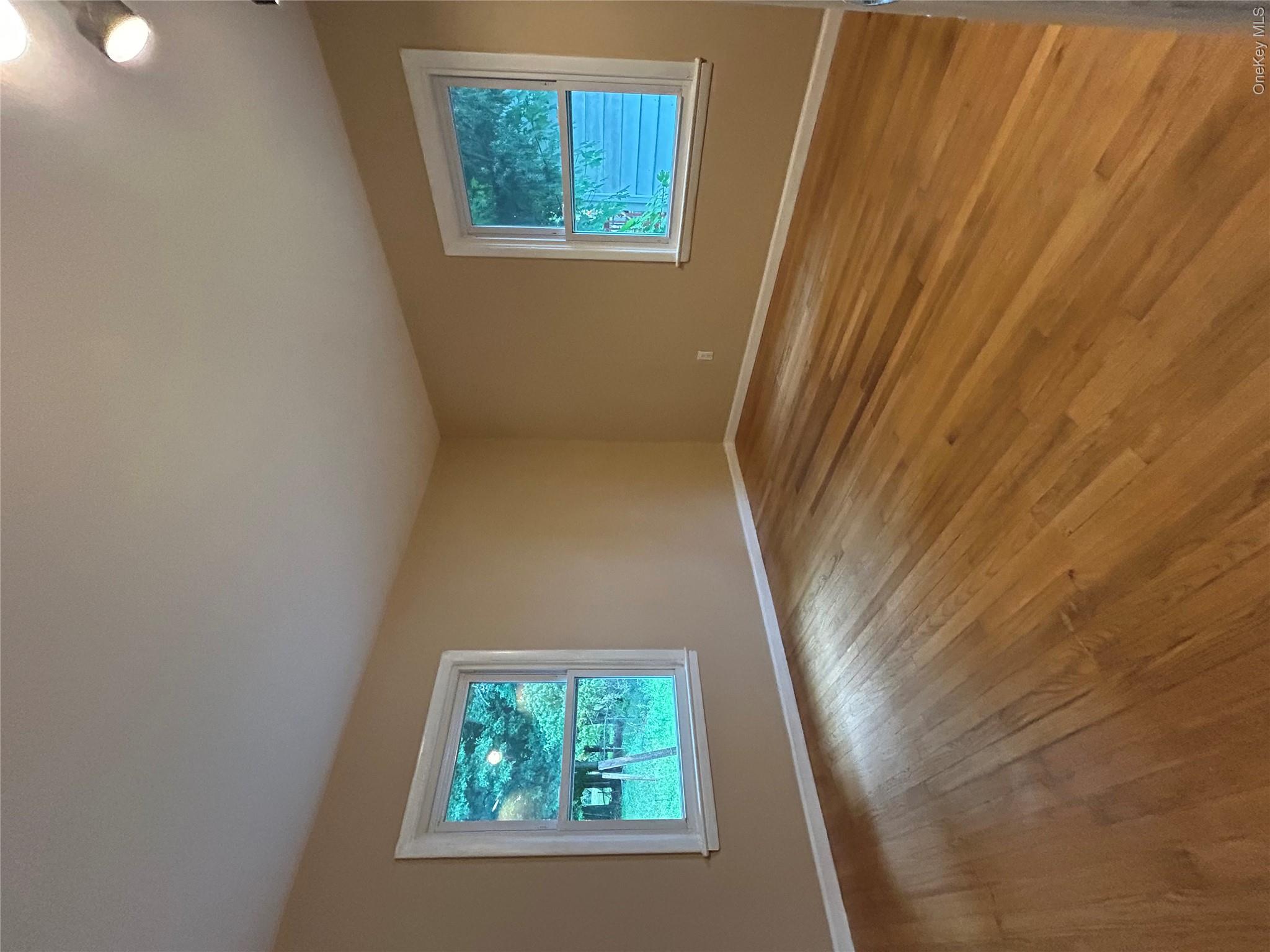 25 Independence Avenue – For Sale photo 2