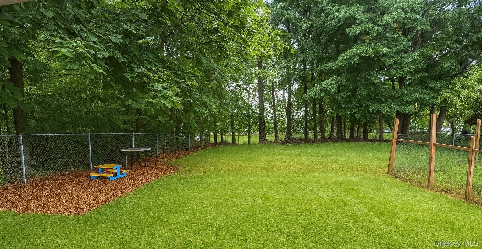 25 Independence Avenue – For Sale photo 7