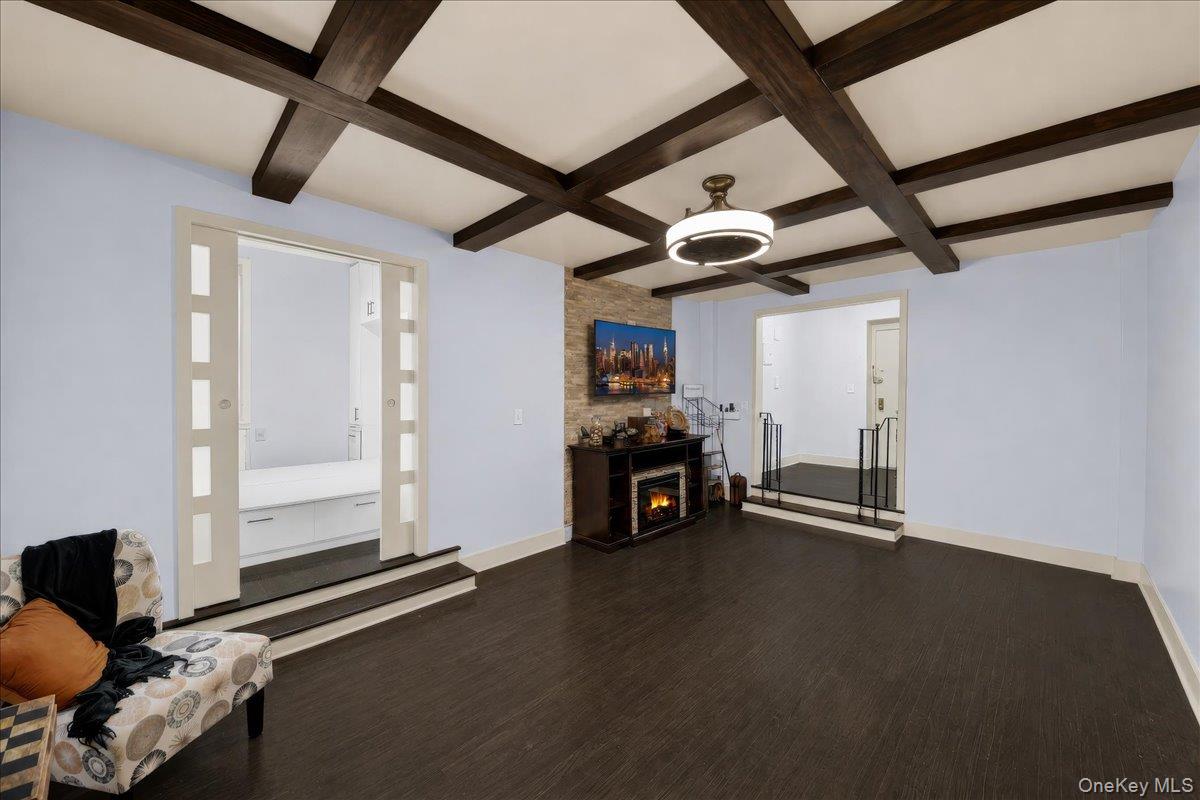 1200 Woodycrest Avenue, Unit 1H photo 2