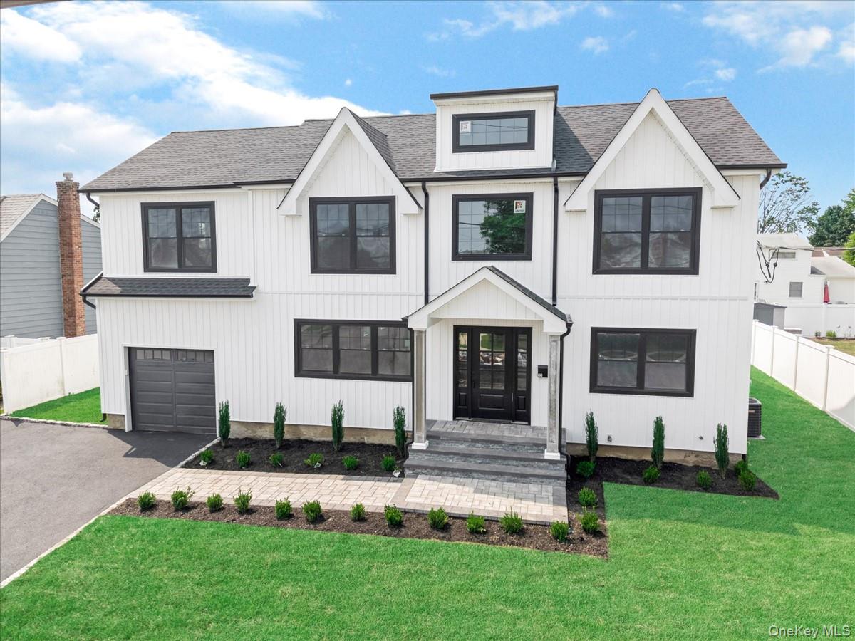 60 Westwood Road S – For Sale