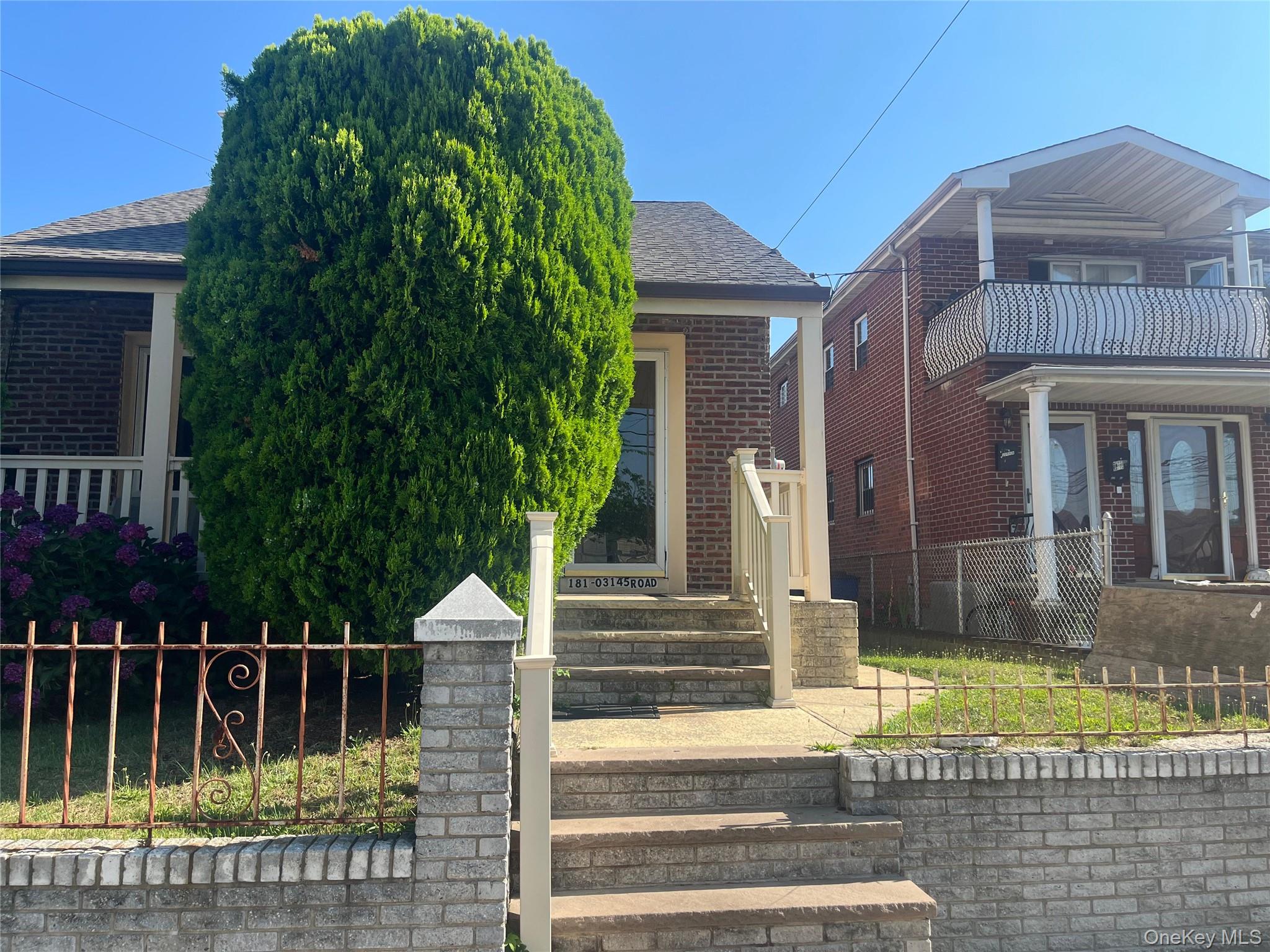 18103 145th Road – For Sale