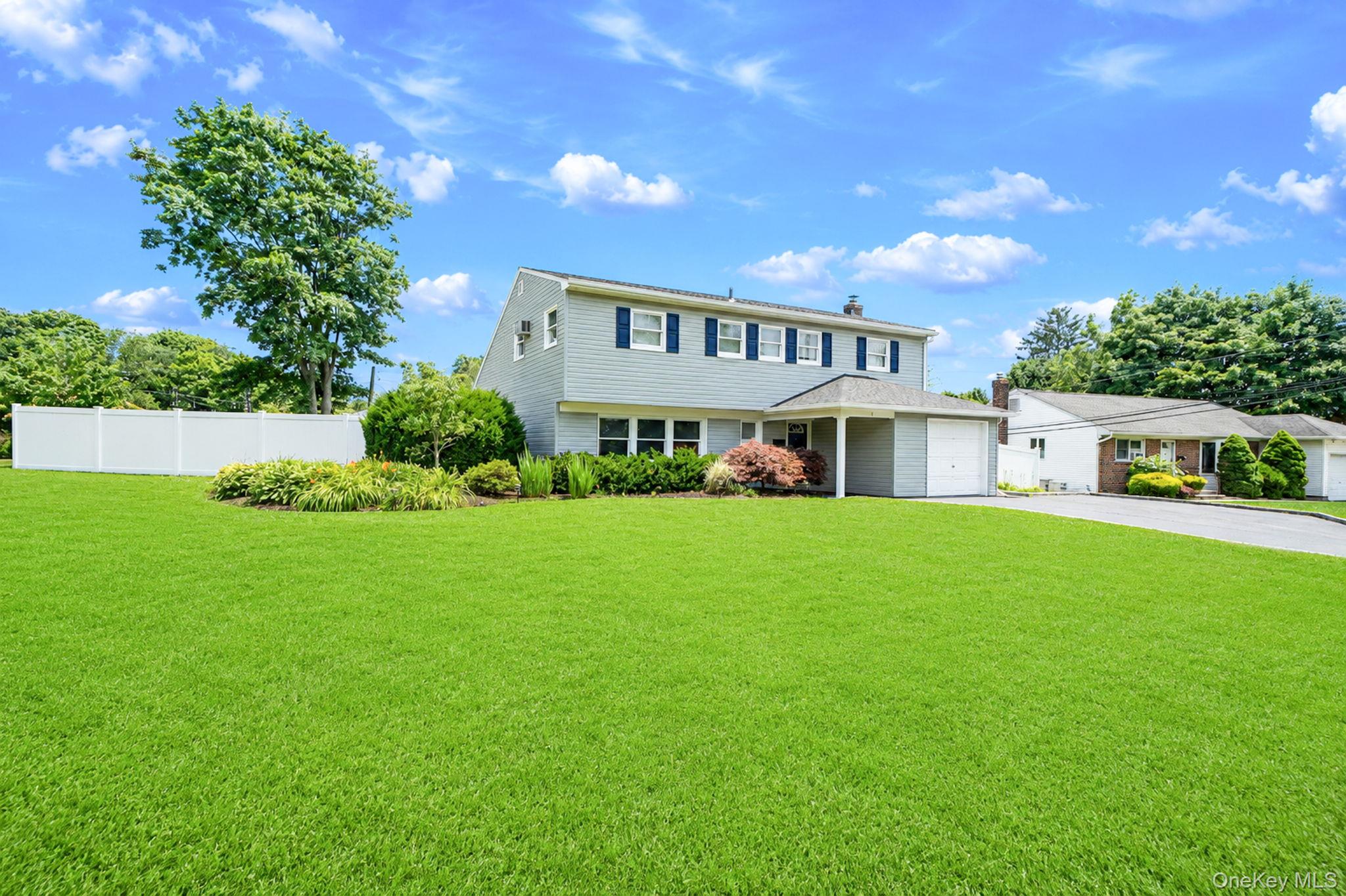 1 Blue Spruce Lane – For Sale photo 2