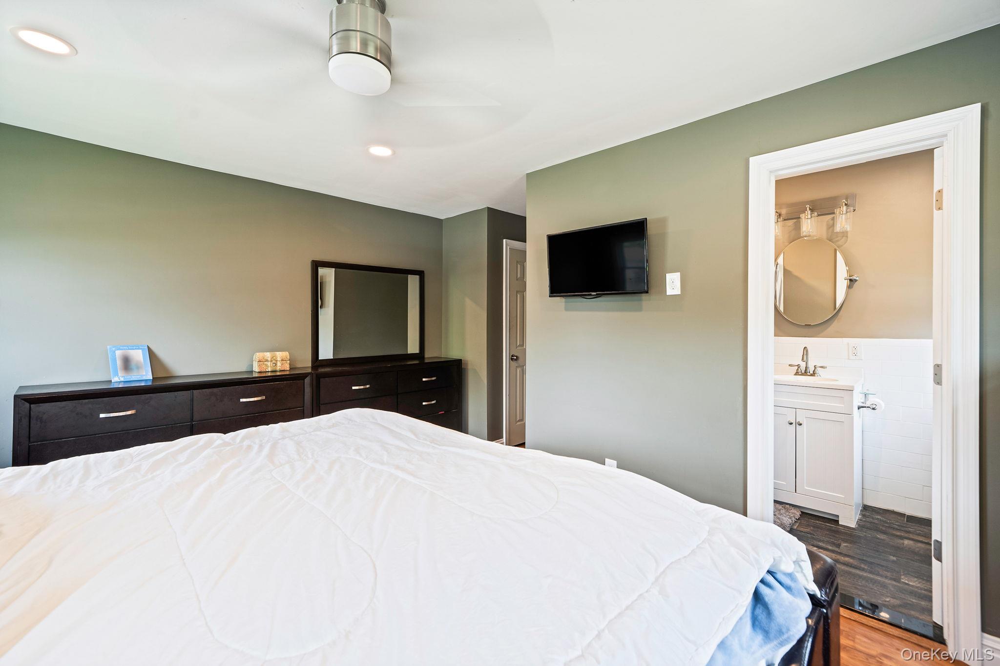 1 Blue Spruce Lane – For Sale photo 27