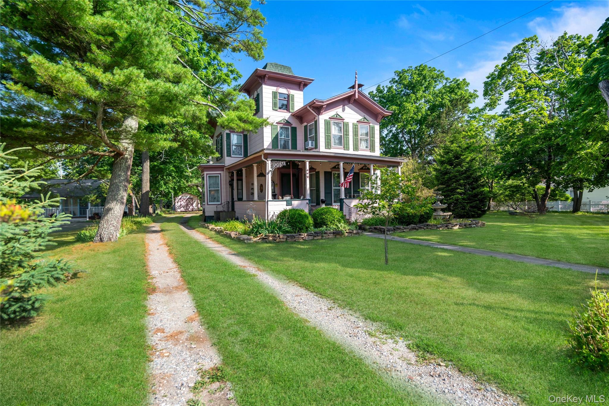 449 Montauk Highway – For Sale photo 2