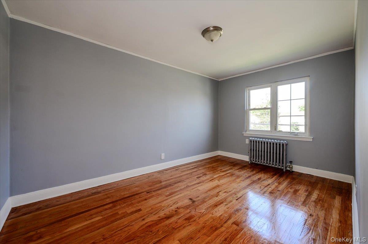 76-18 Utopia Parkway – For Sale photo 10