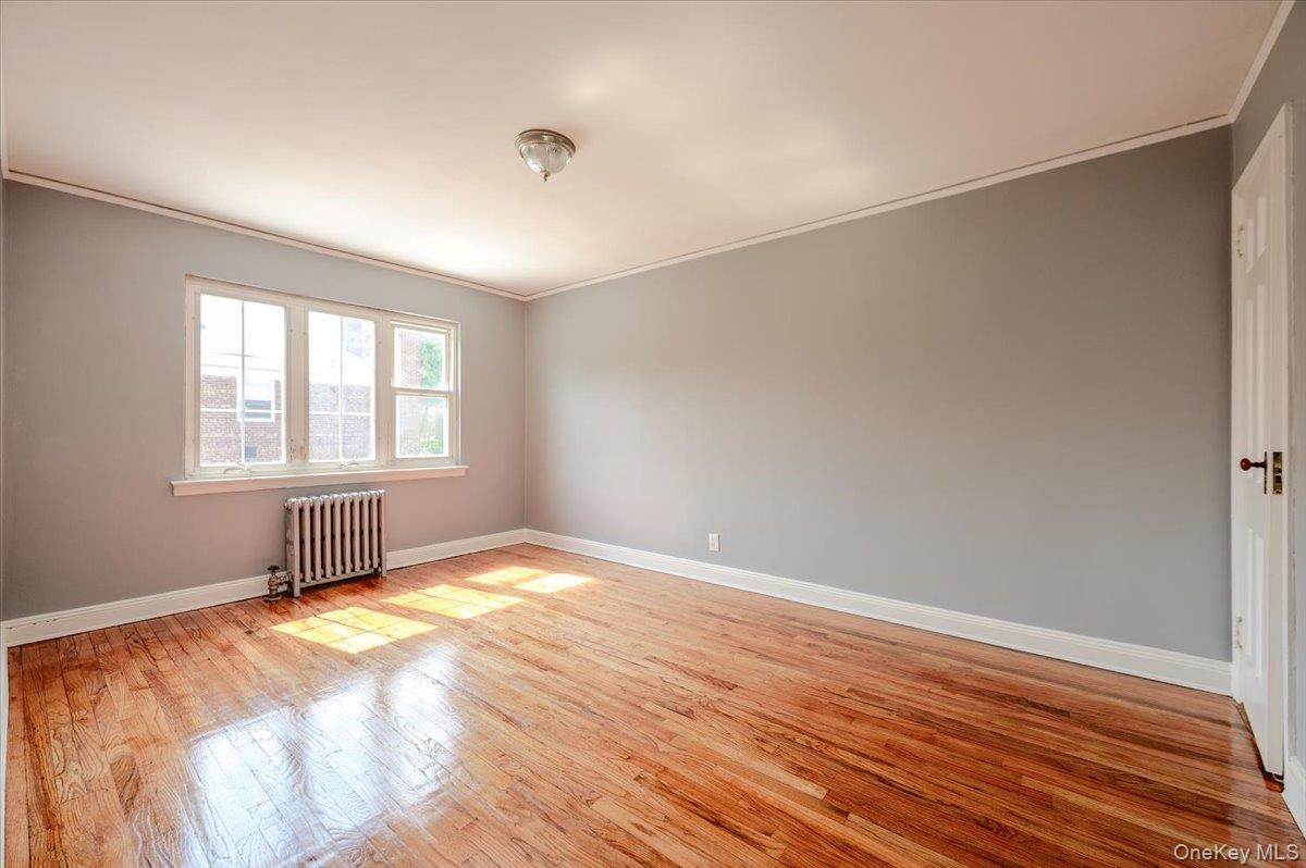 76-18 Utopia Parkway – For Sale photo 9