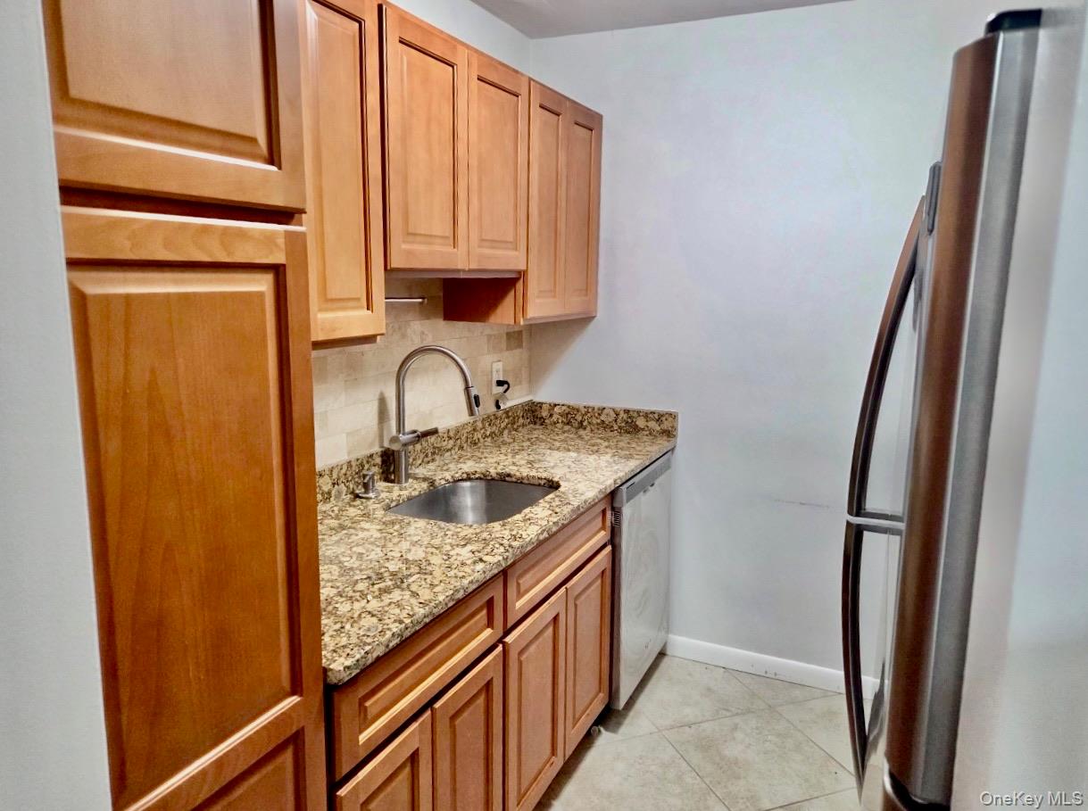 100 Lincoln Avenue, Unit 7B photo 6