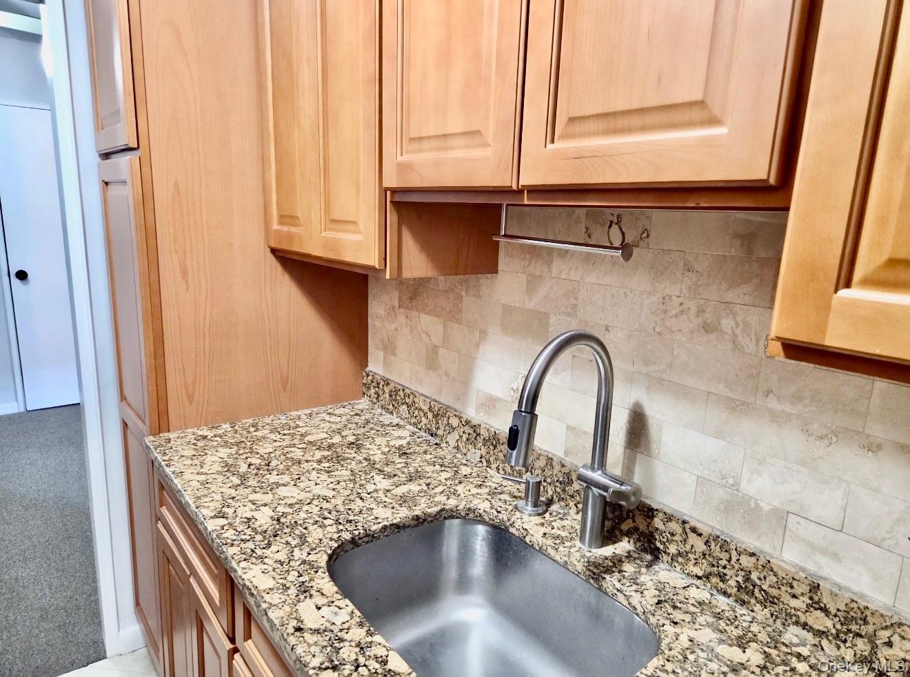 100 Lincoln Avenue, Unit 7B photo 8