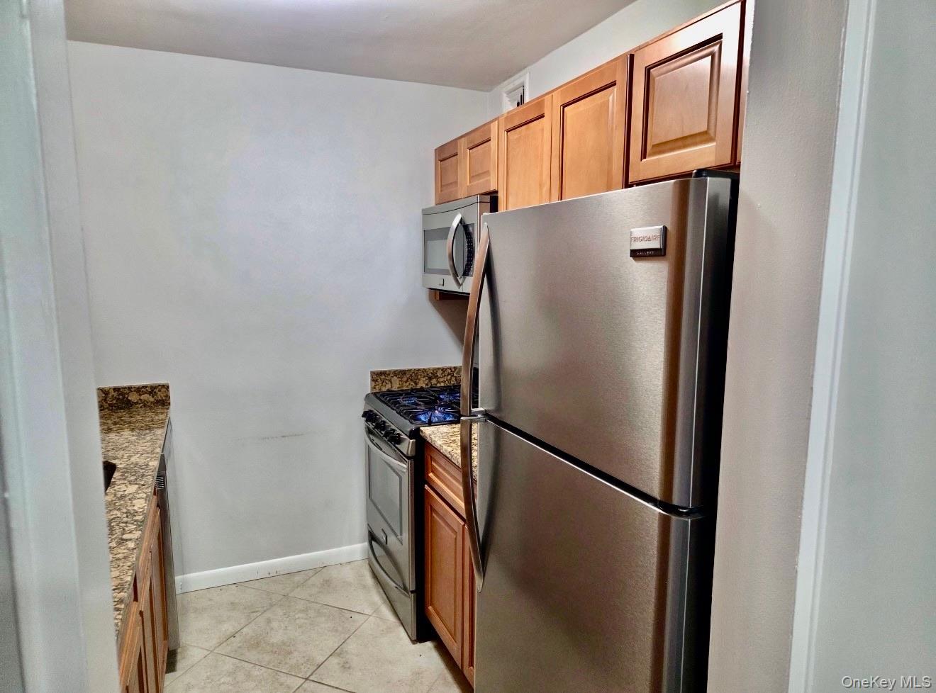 100 Lincoln Avenue, Unit 7B photo 7