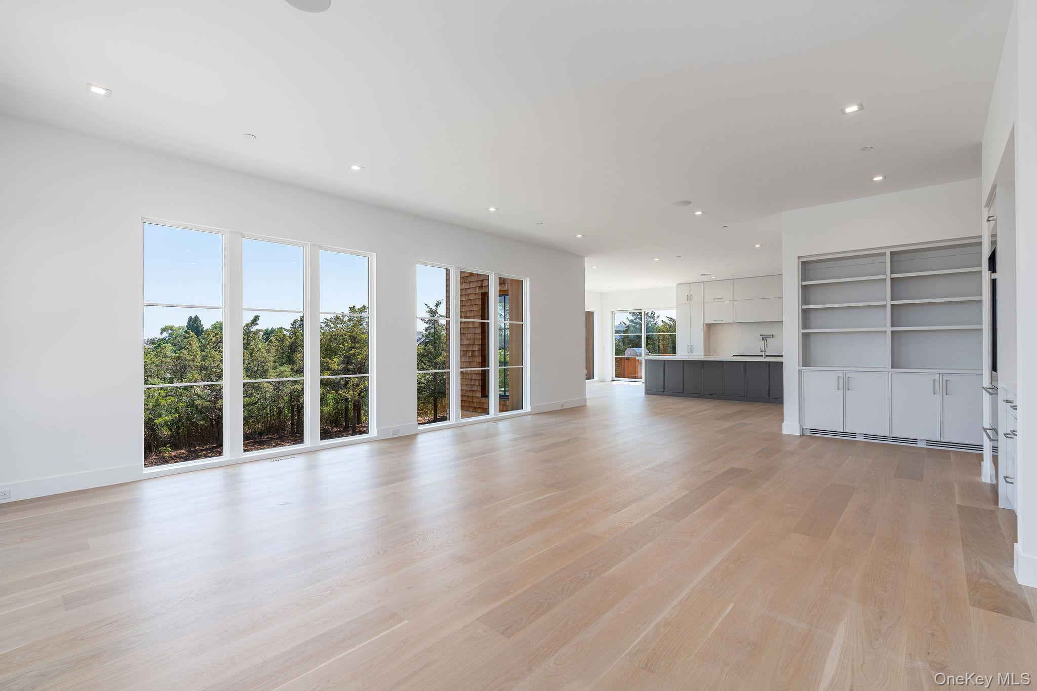 9 E Division Street – For Sale photo 10