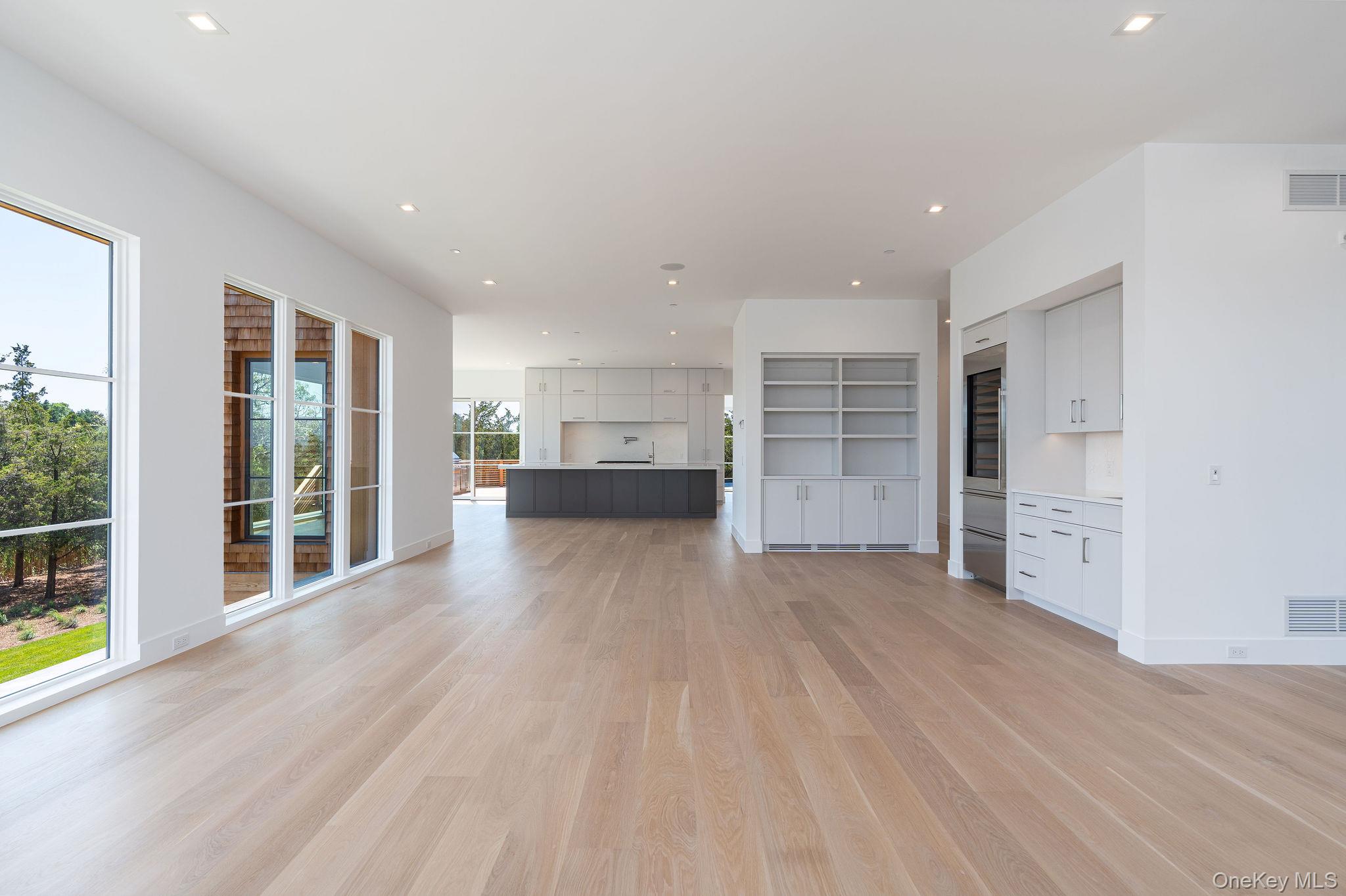 9 E Division Street – For Sale photo 11
