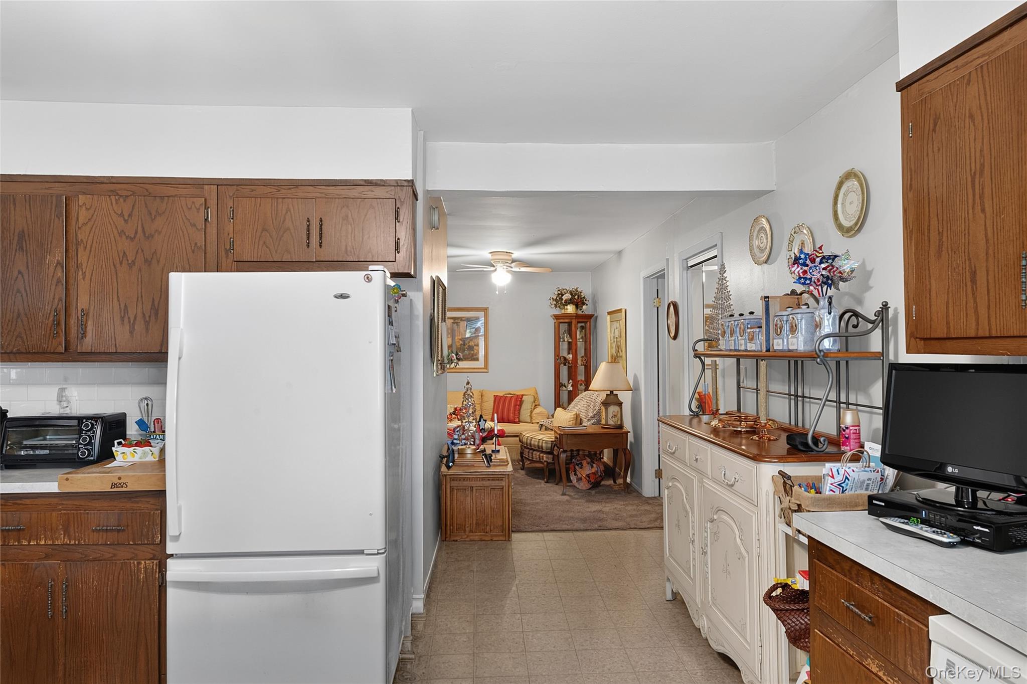 22 Curtis Lane – For Sale photo 36