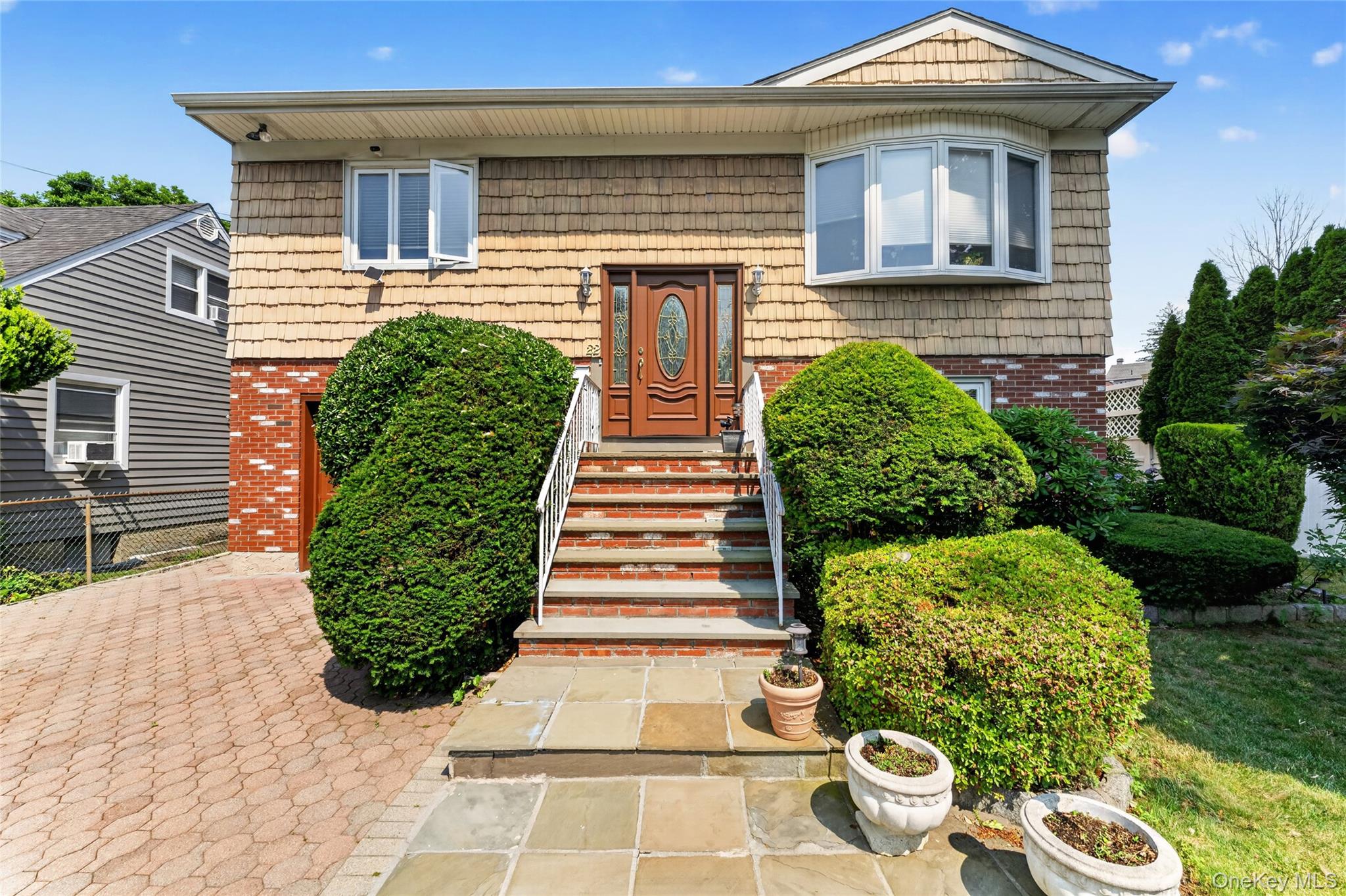22 Curtis Lane – For Sale photo 4