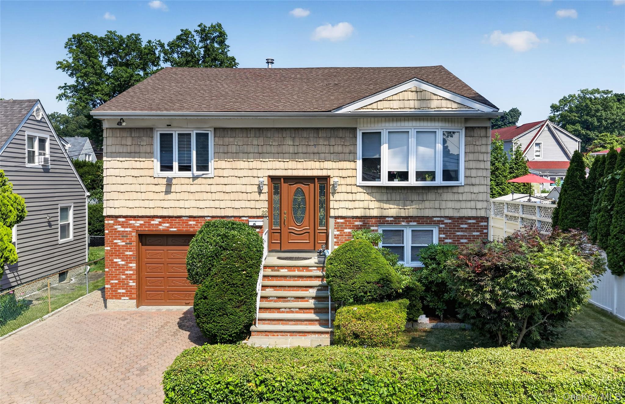 22 Curtis Lane – For Sale