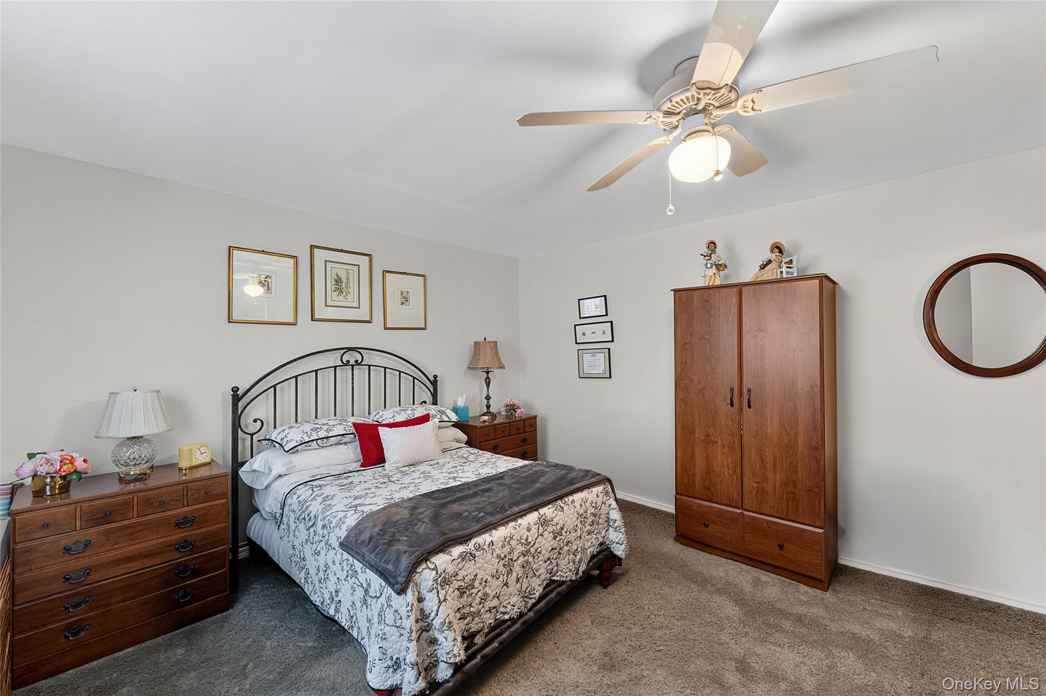 22 Curtis Lane – For Sale photo 33
