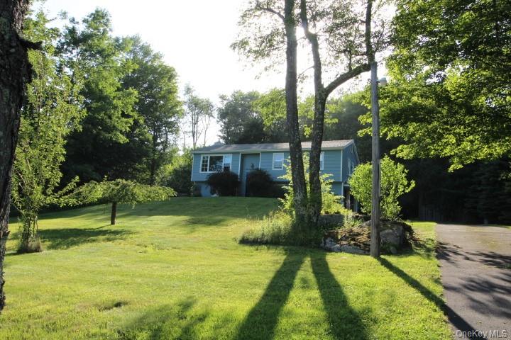 545 Stump Pond Road – For Sale