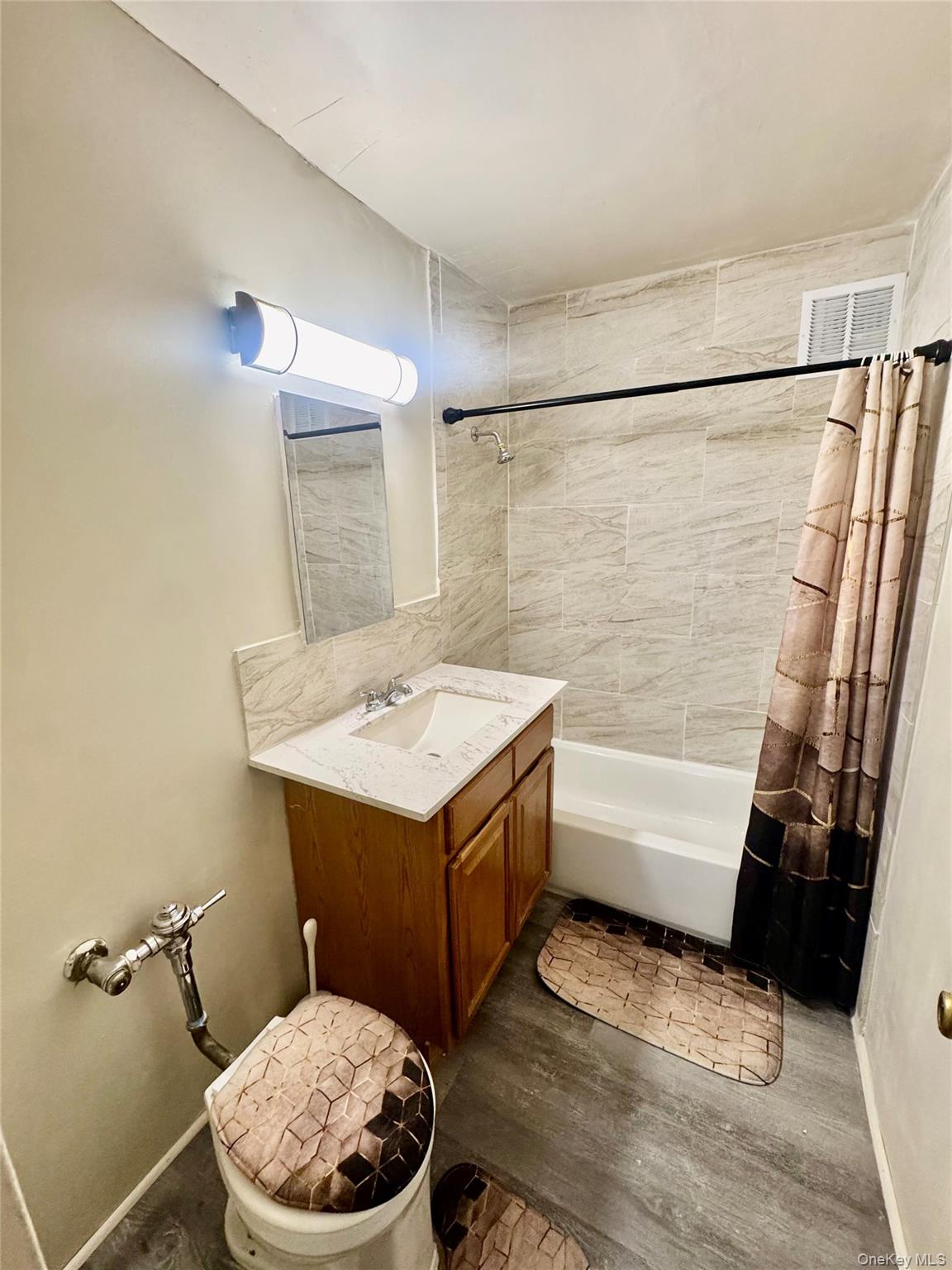 2661 Marion Avenue, Unit 2D photo 7