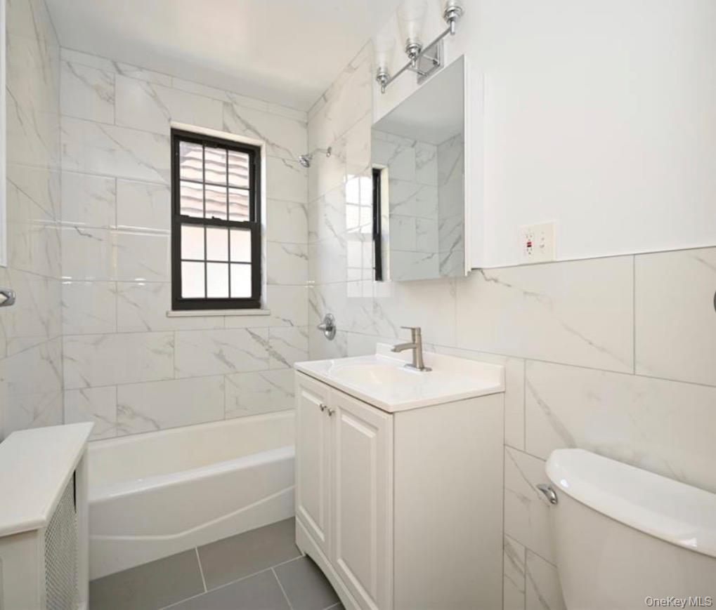190-15 Crocheron Avenue – For Sale photo 7