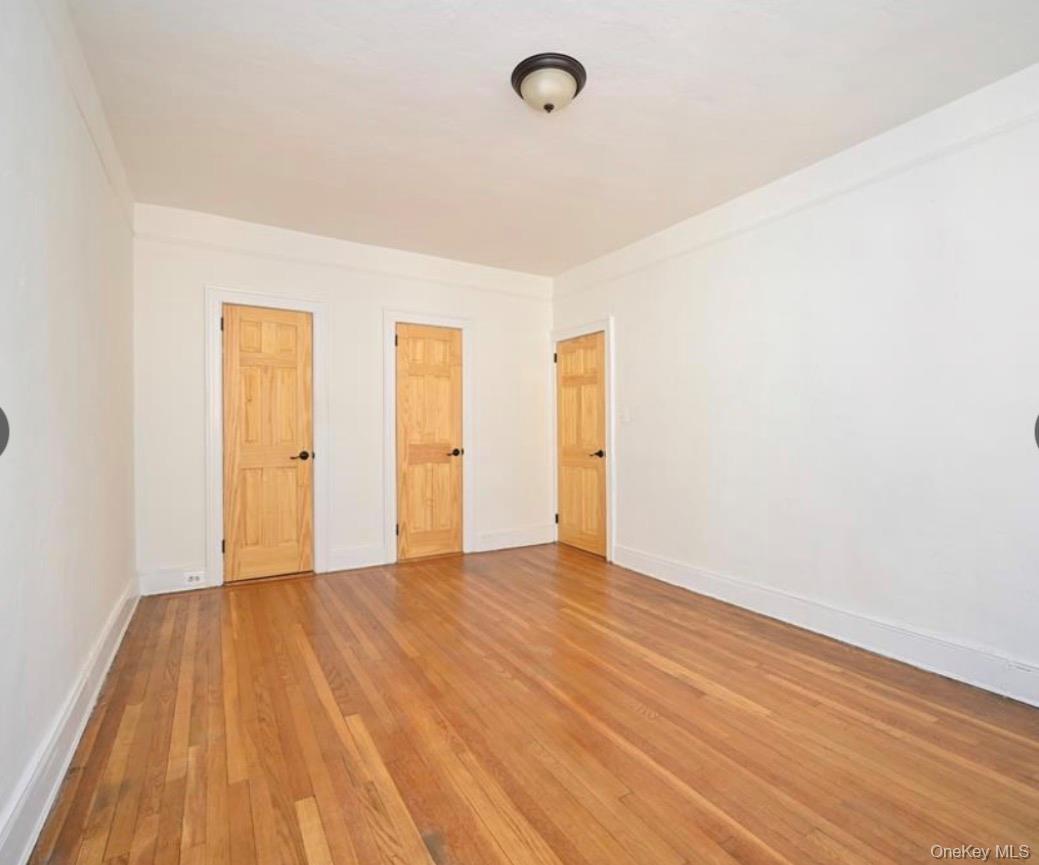 190-15 Crocheron Avenue – For Sale photo 6