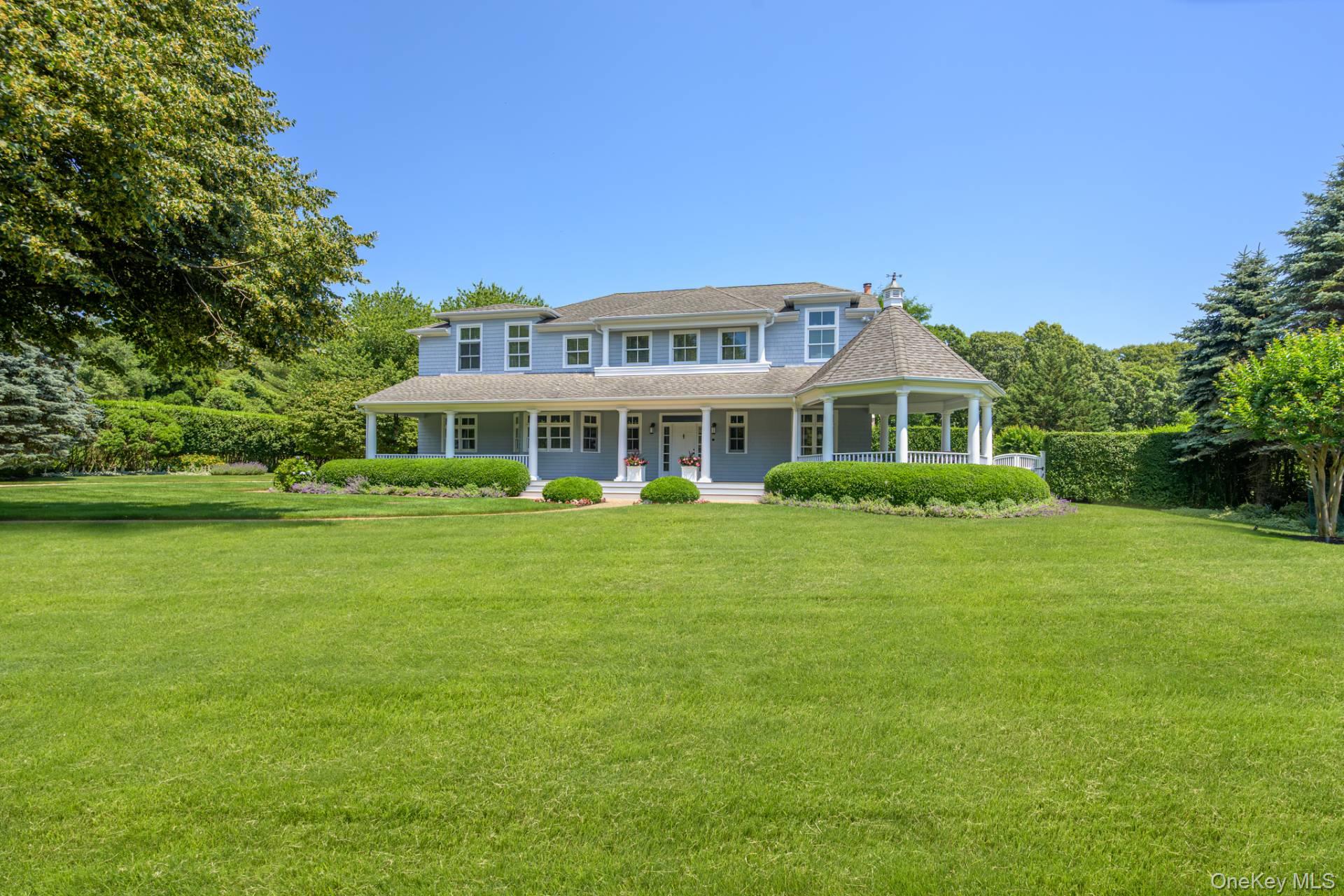 14 Wood Edge Court – For Sale