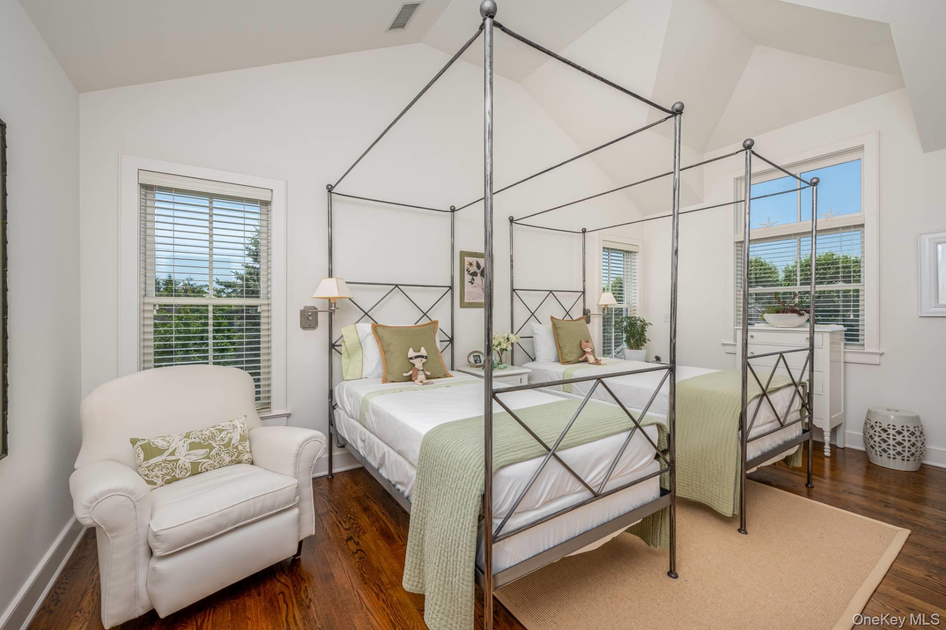 14 Wood Edge Court – For Sale photo 26