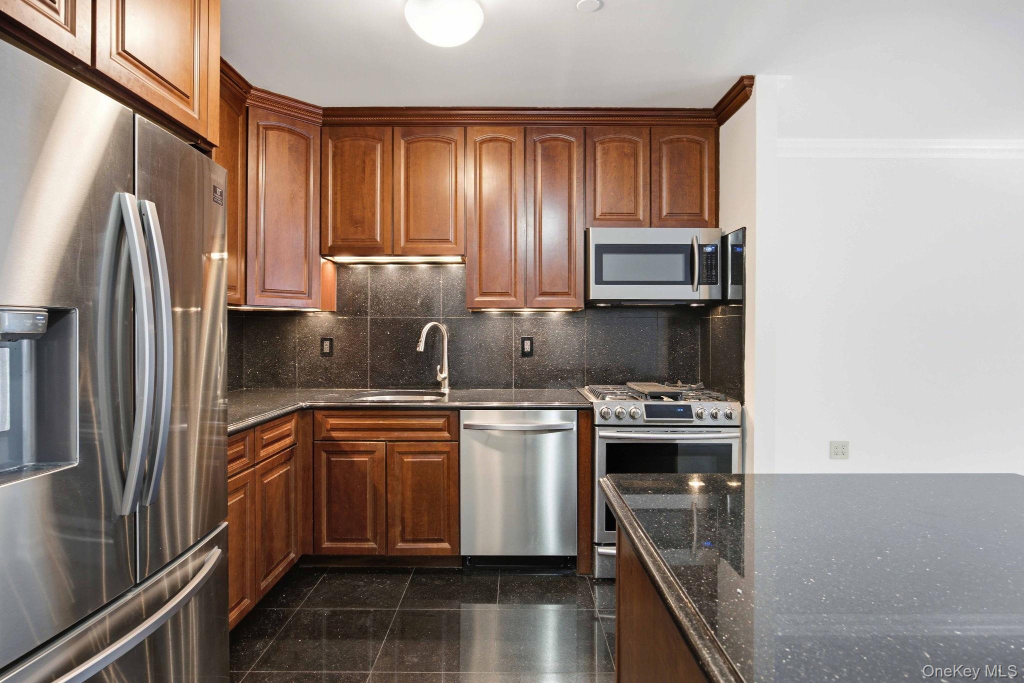 23 E 128th Street, Unit 2F photo 5