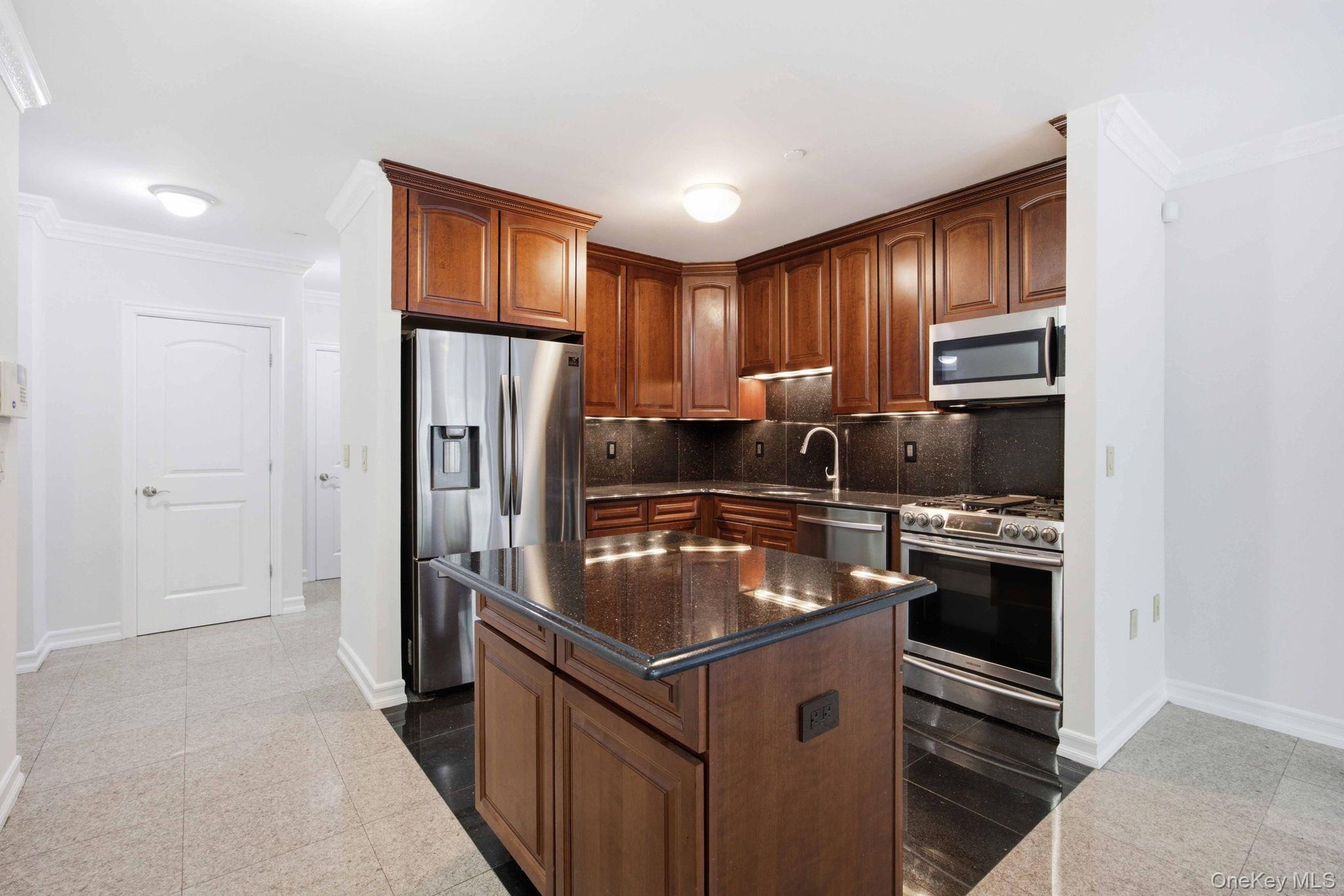 23 E 128th Street, Unit 2F photo 3