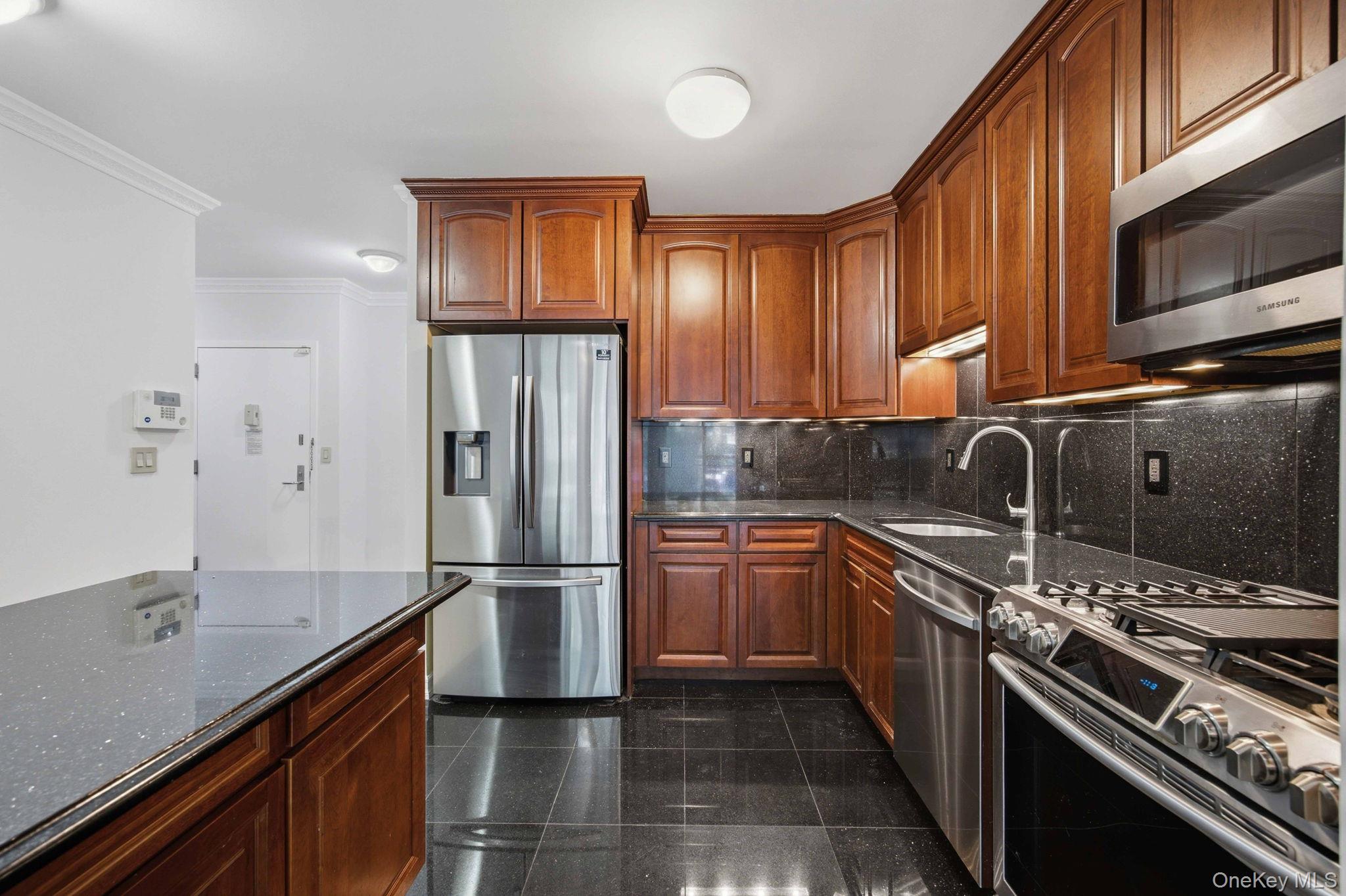 23 E 128th Street, Unit 2F photo 7