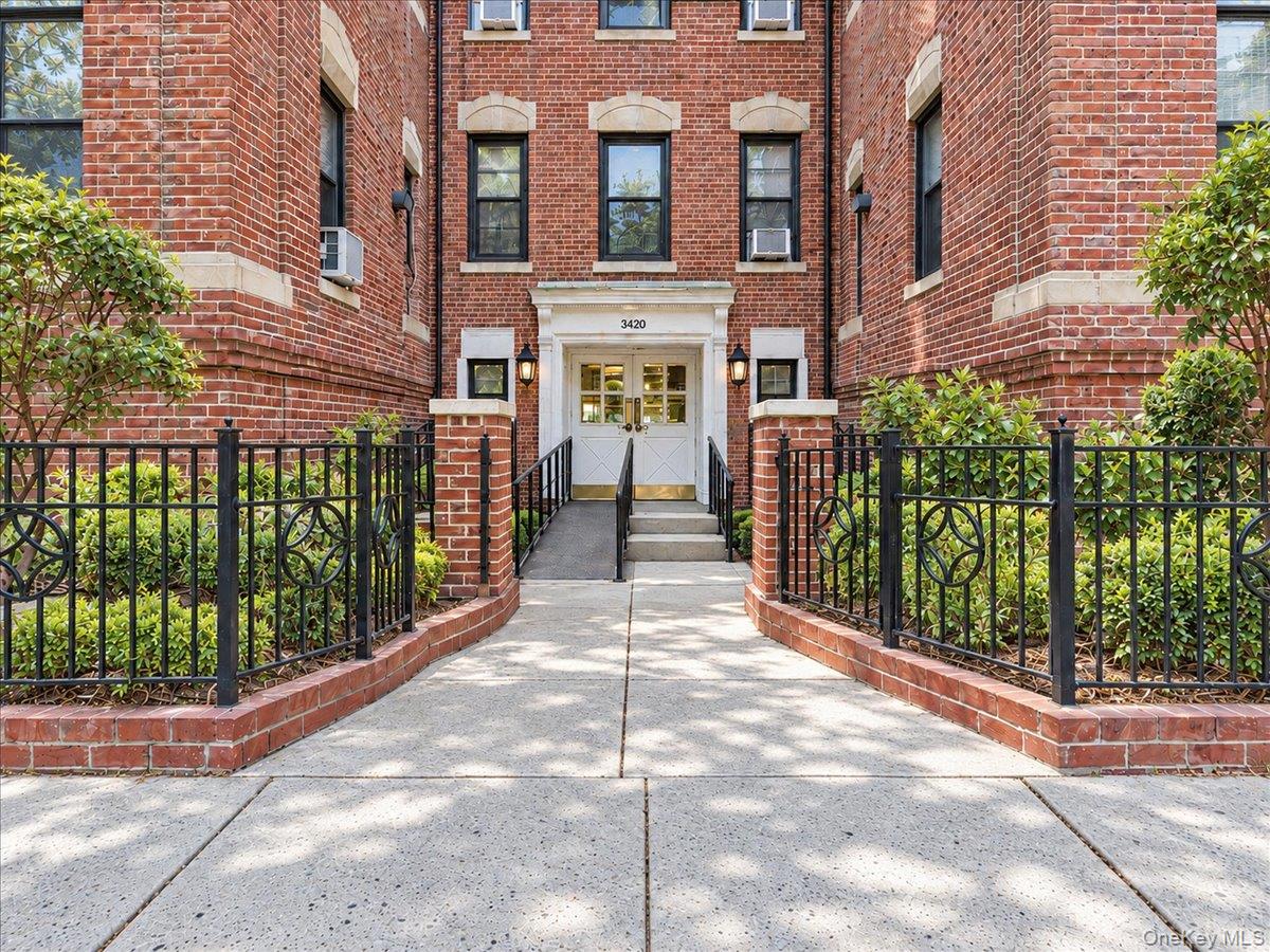 34-20 83rd Street, Unit 3D photo 3