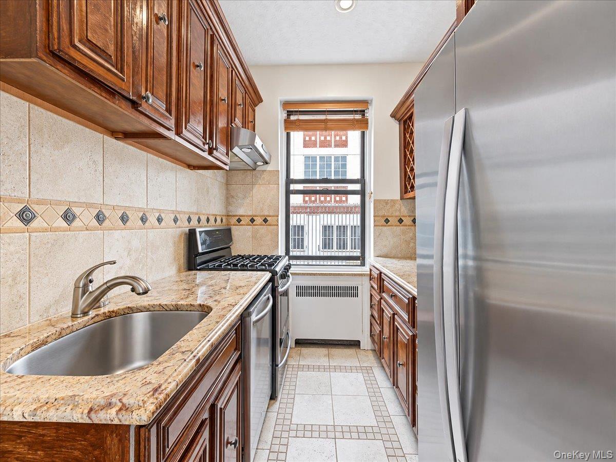 34-20 83rd Street, Unit 3D photo 9