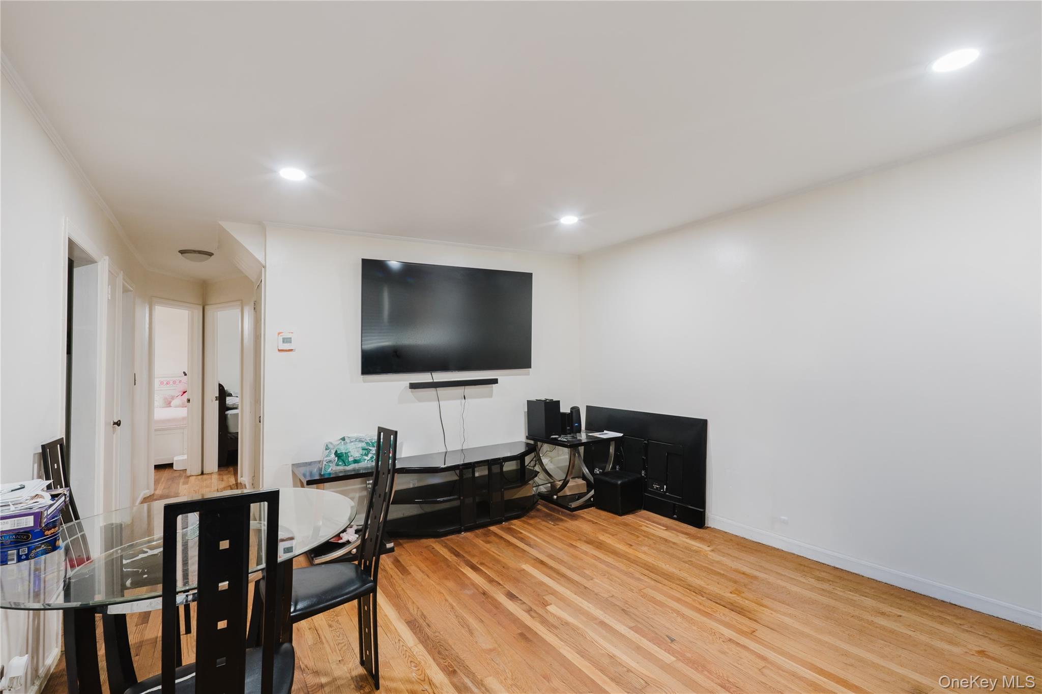 156-18 137th Avenue – For Sale photo 4