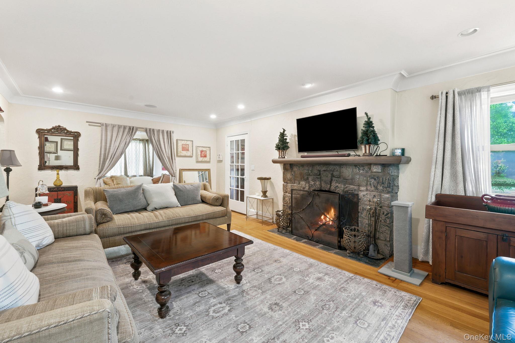 873 James Street – For Sale photo 9