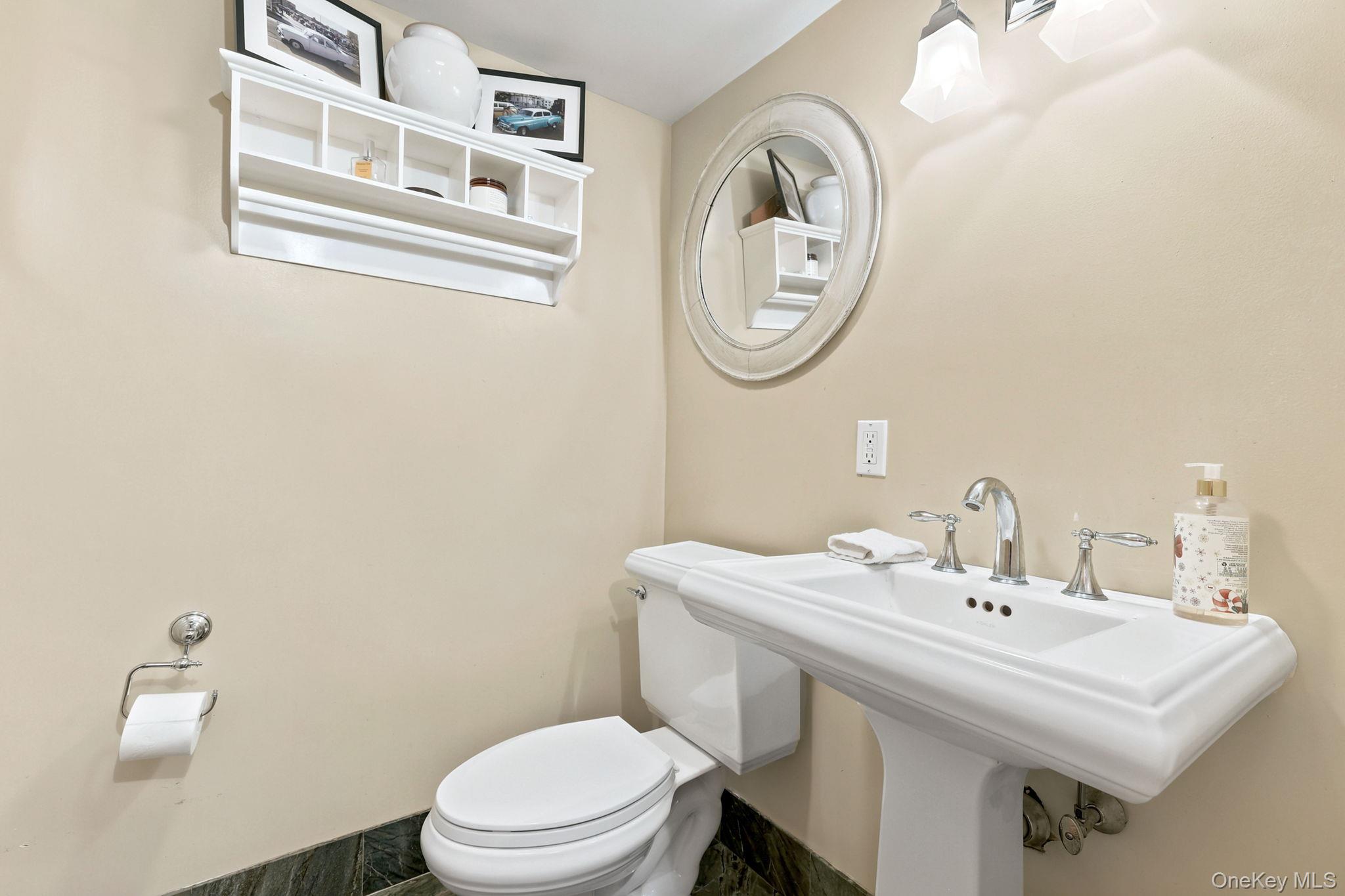 873 James Street – For Sale photo 19