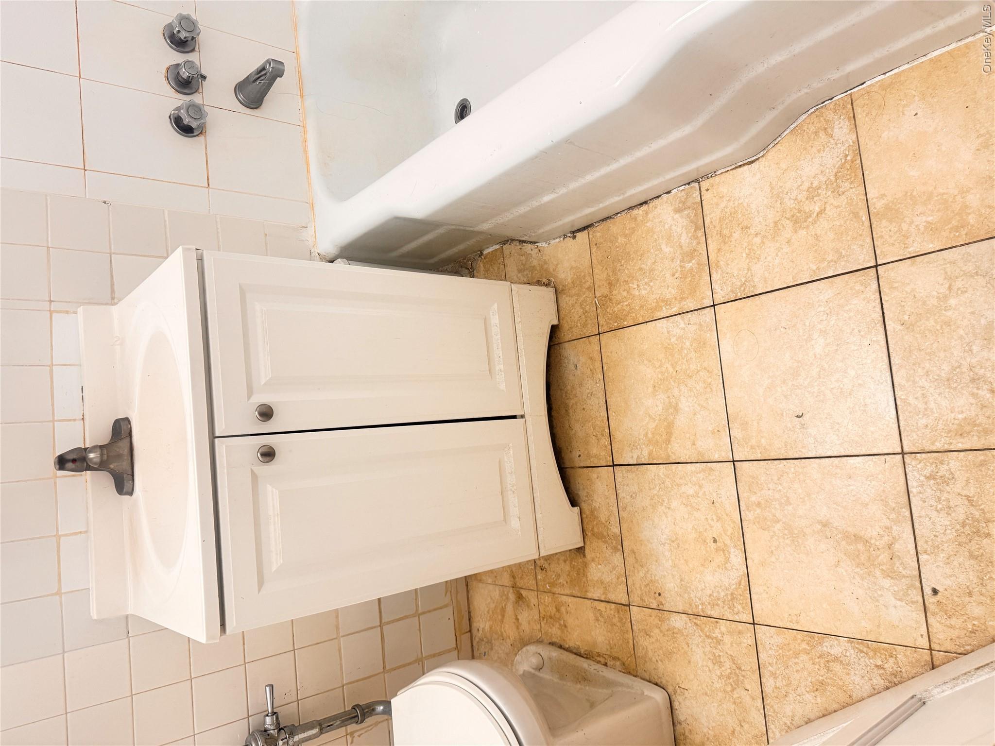 34-20 Parsons Boulevard, Unit 2H photo 8