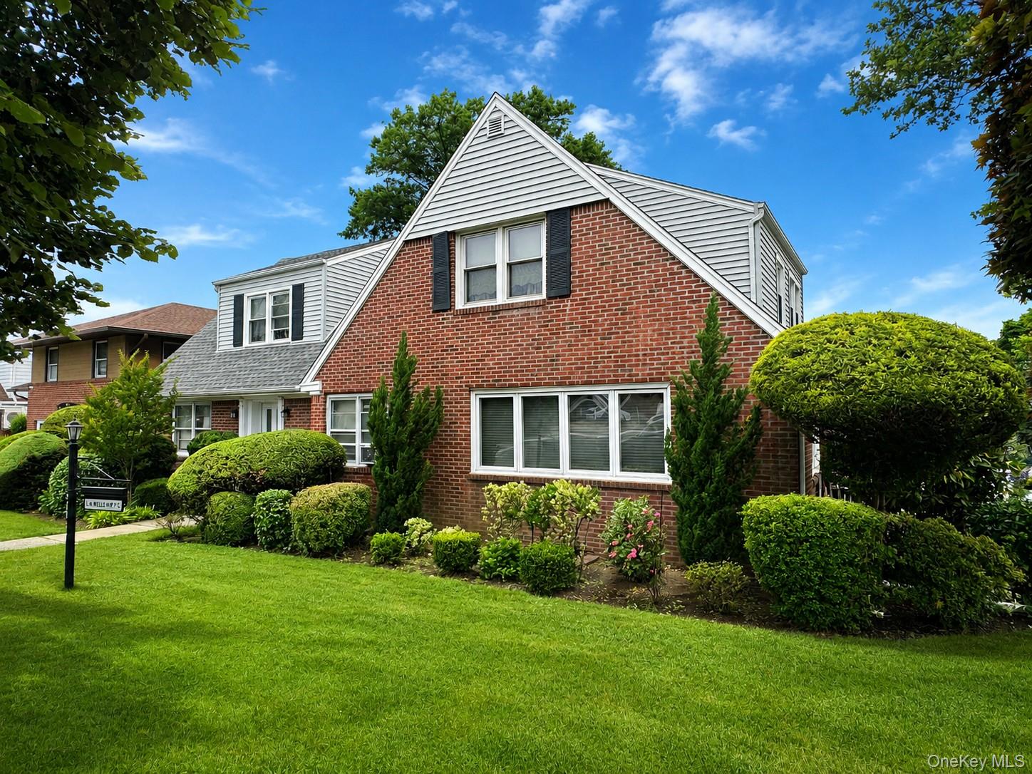 20917 Union Turnpike – For Rent