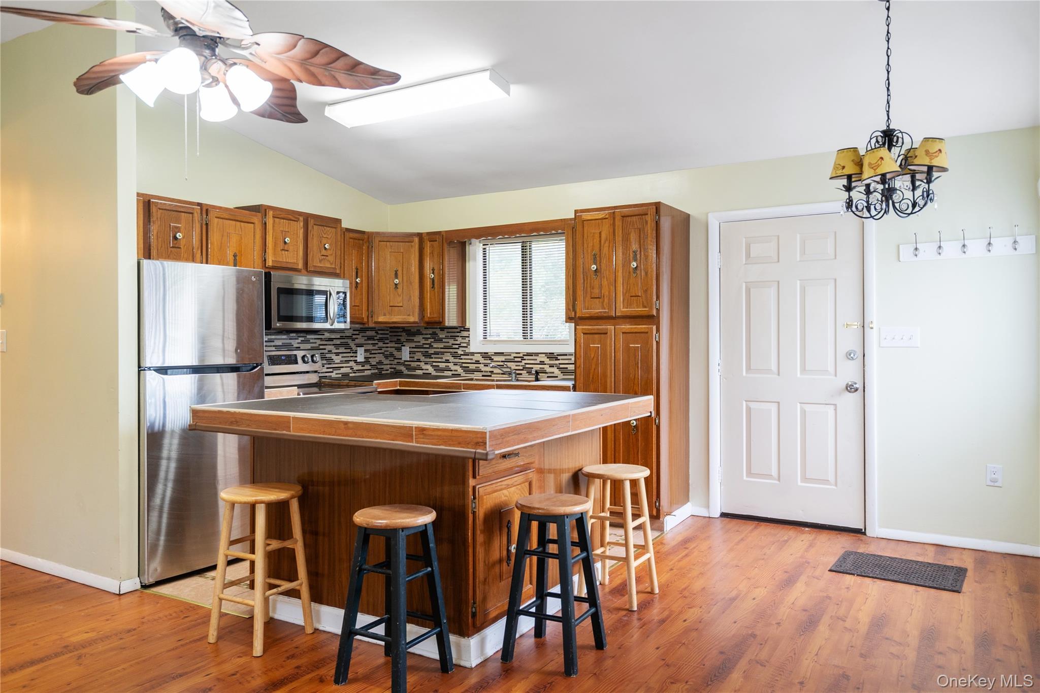 3 Harold Lane – For Rent photo 8