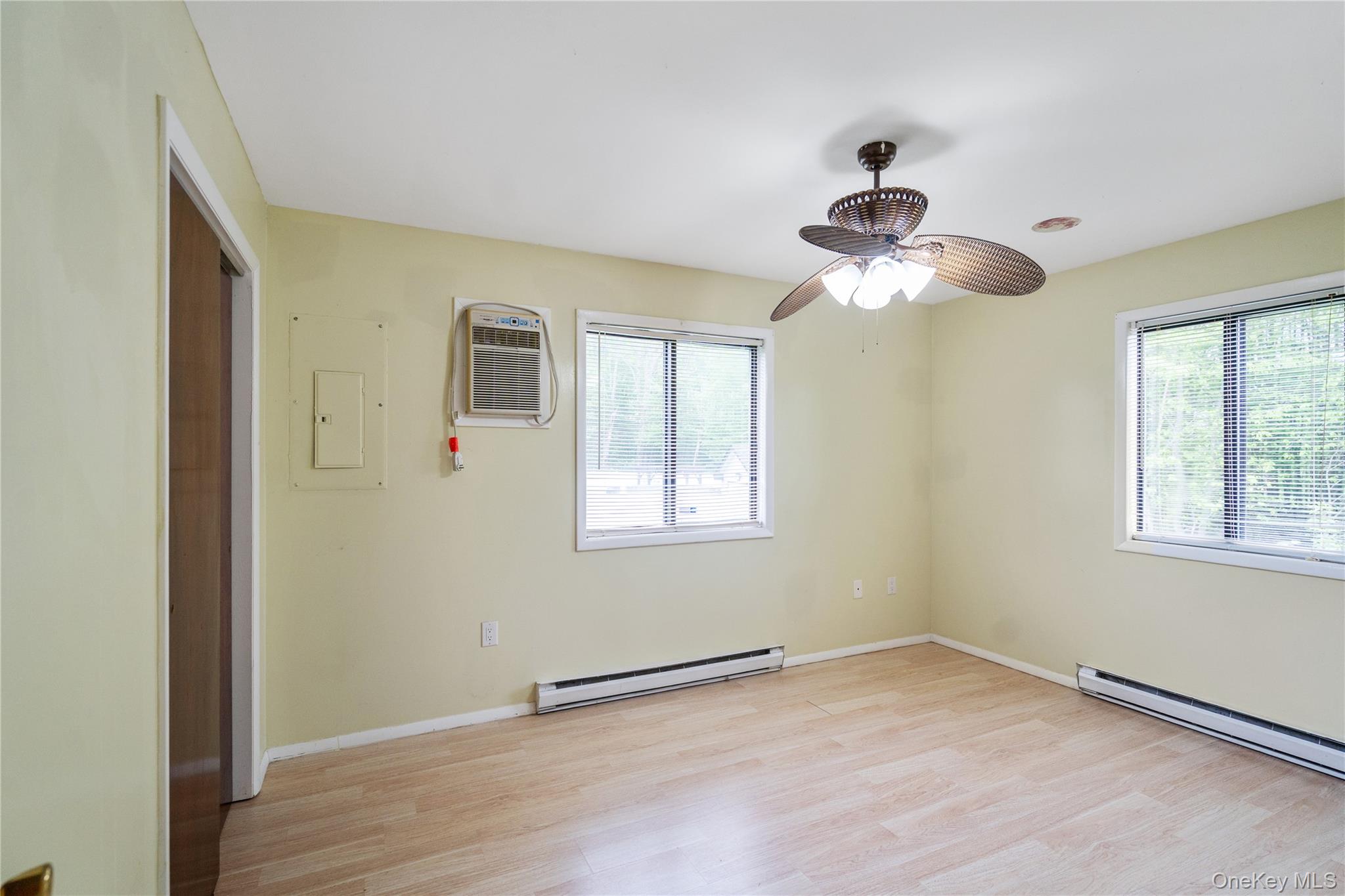 3 Harold Lane – For Rent photo 24