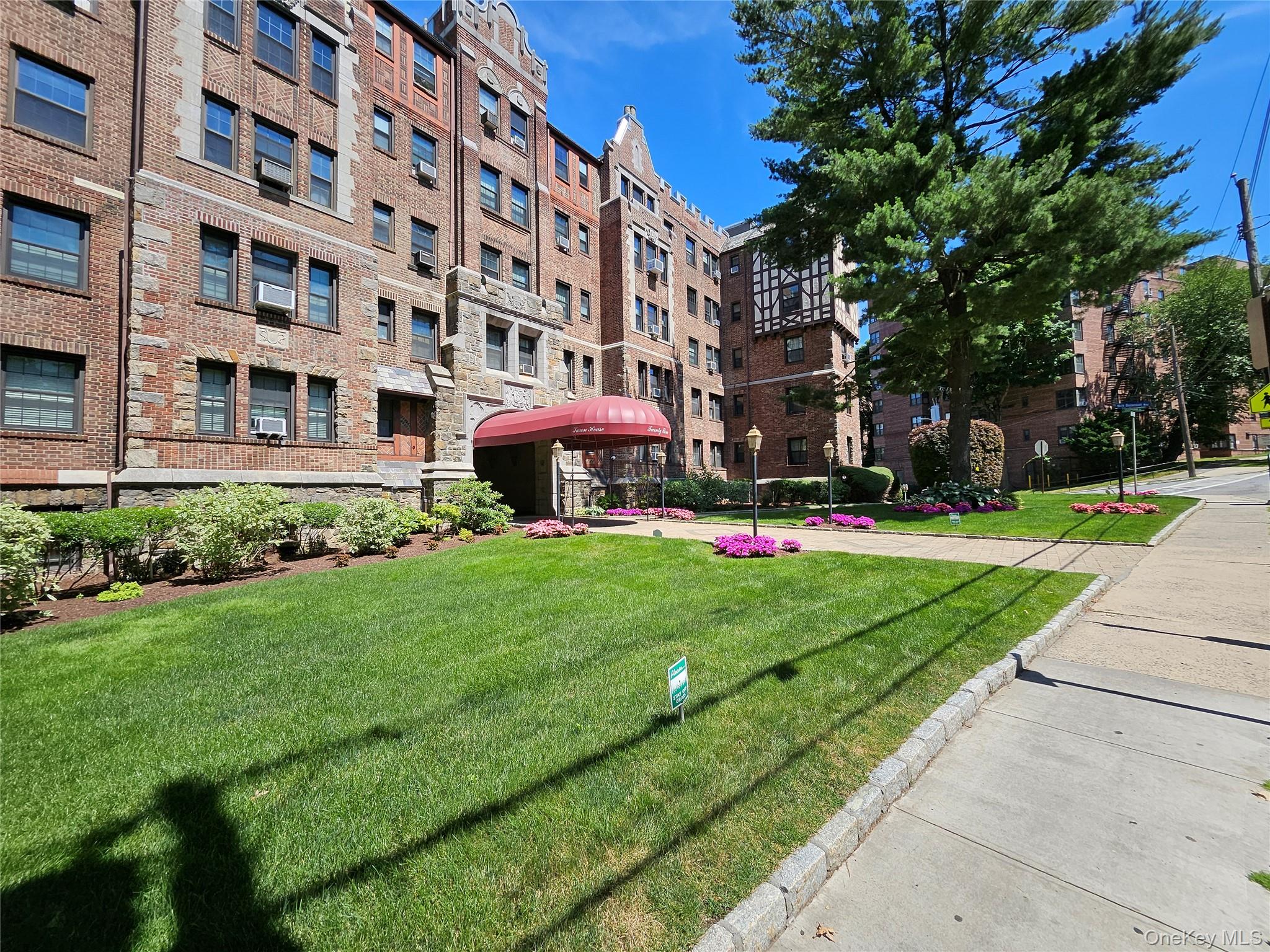 23 Old Mamaroneck Road, Unit 5K