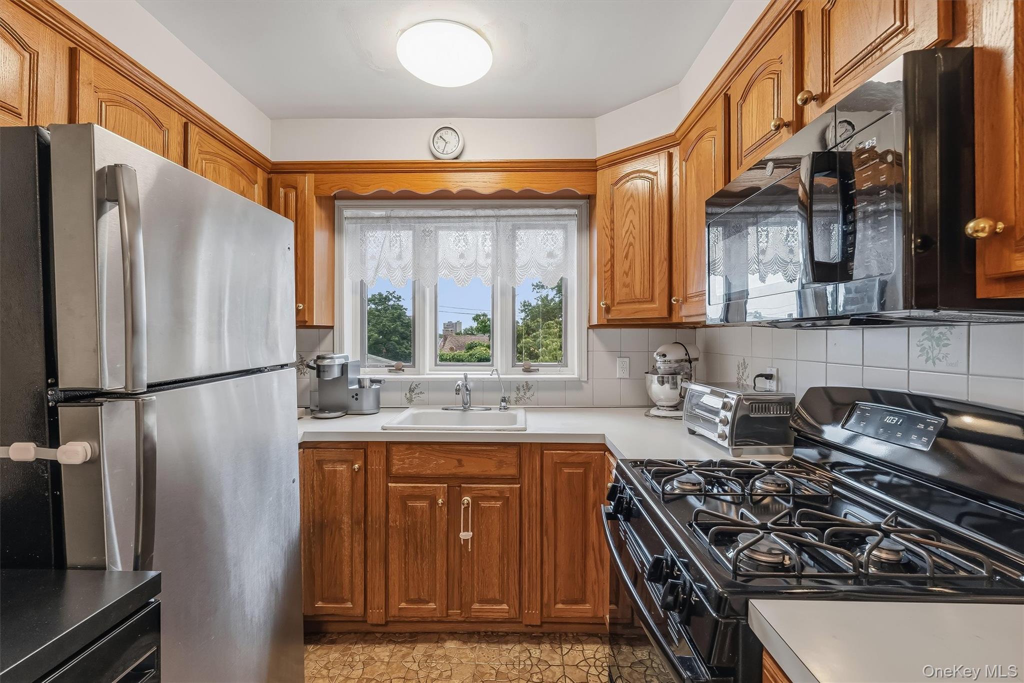 2324 Westervelt Avenue – For Sale photo 18