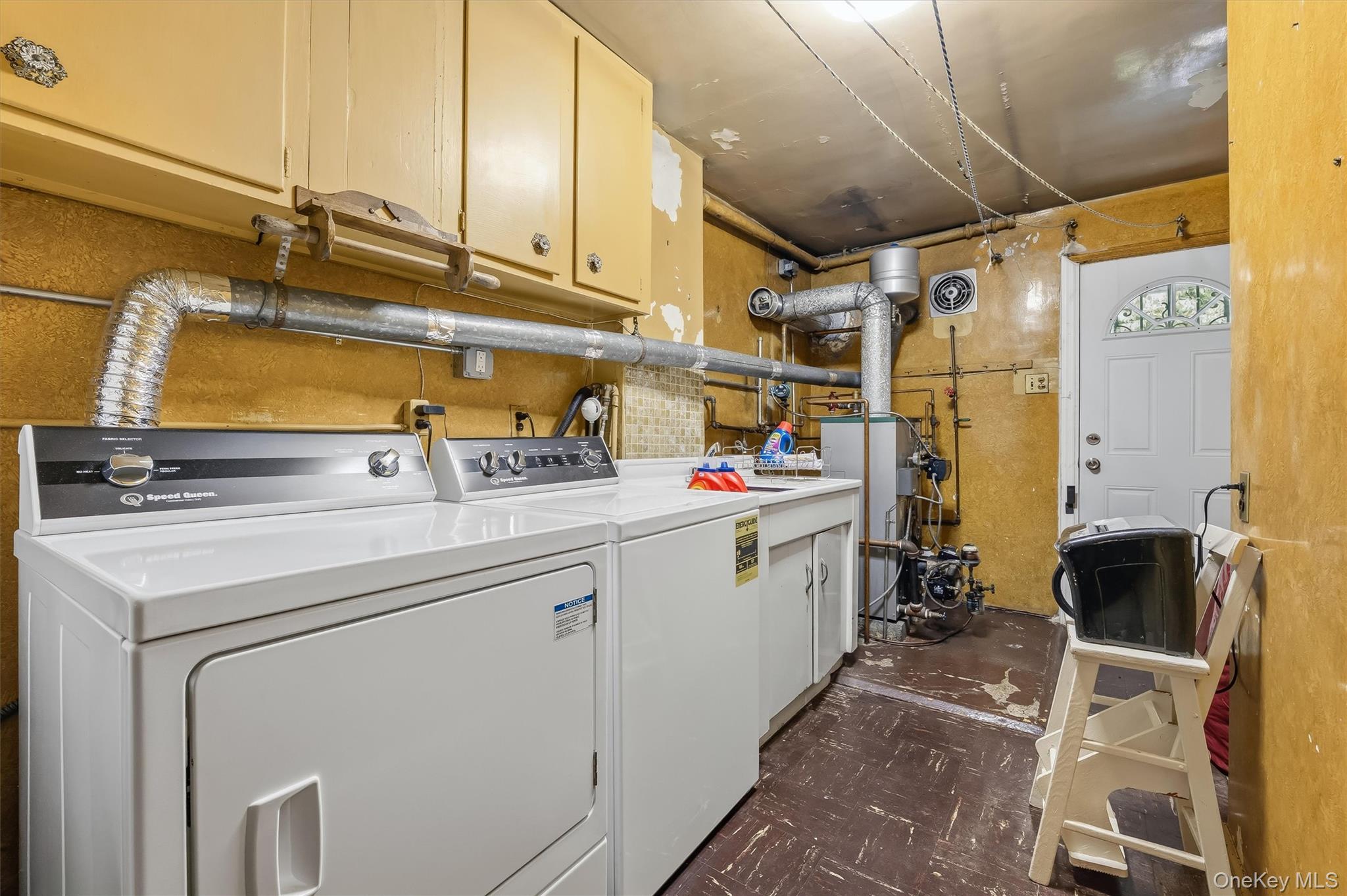 2324 Westervelt Avenue – For Sale photo 29