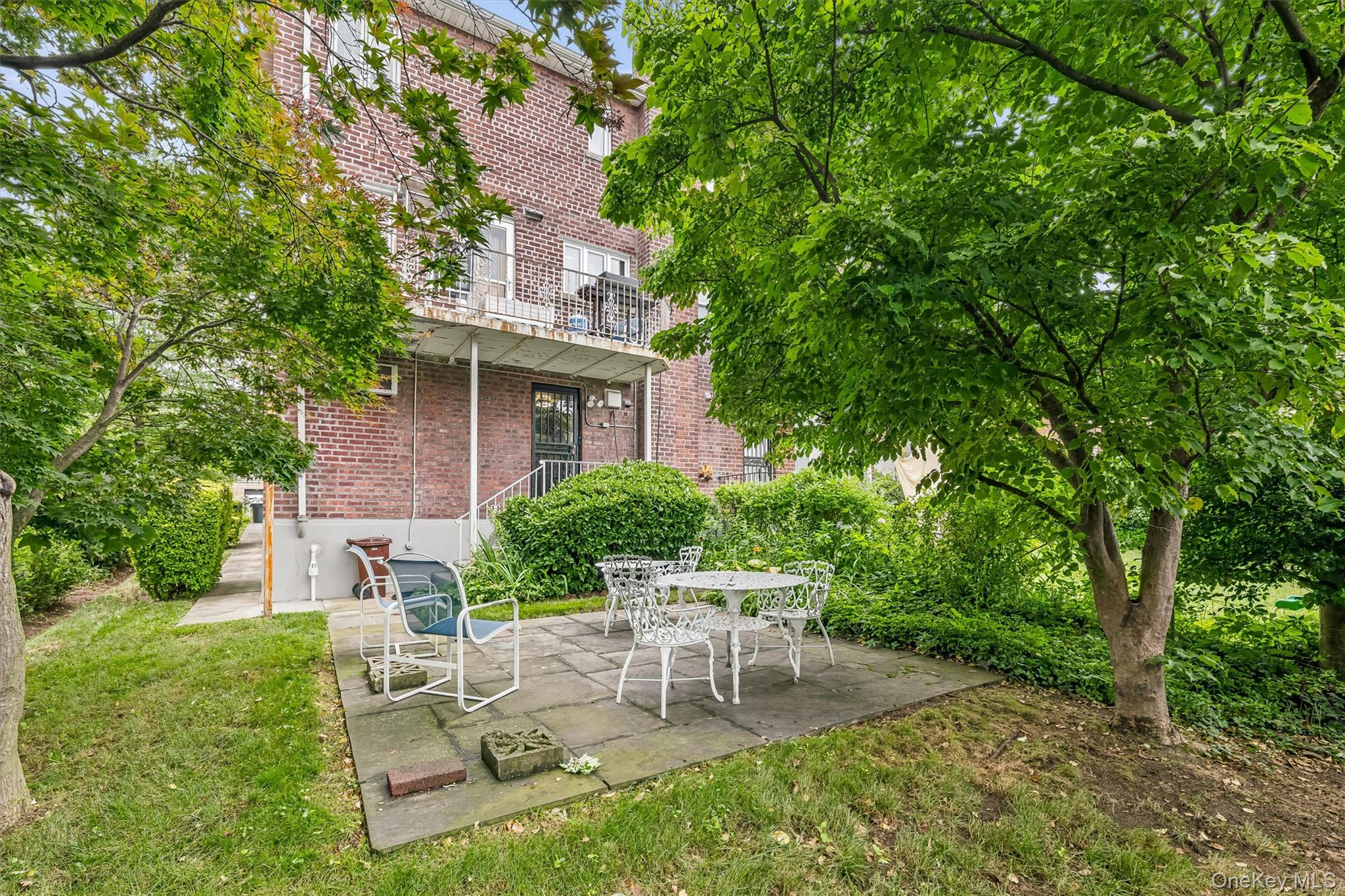 2324 Westervelt Avenue – For Sale photo 37