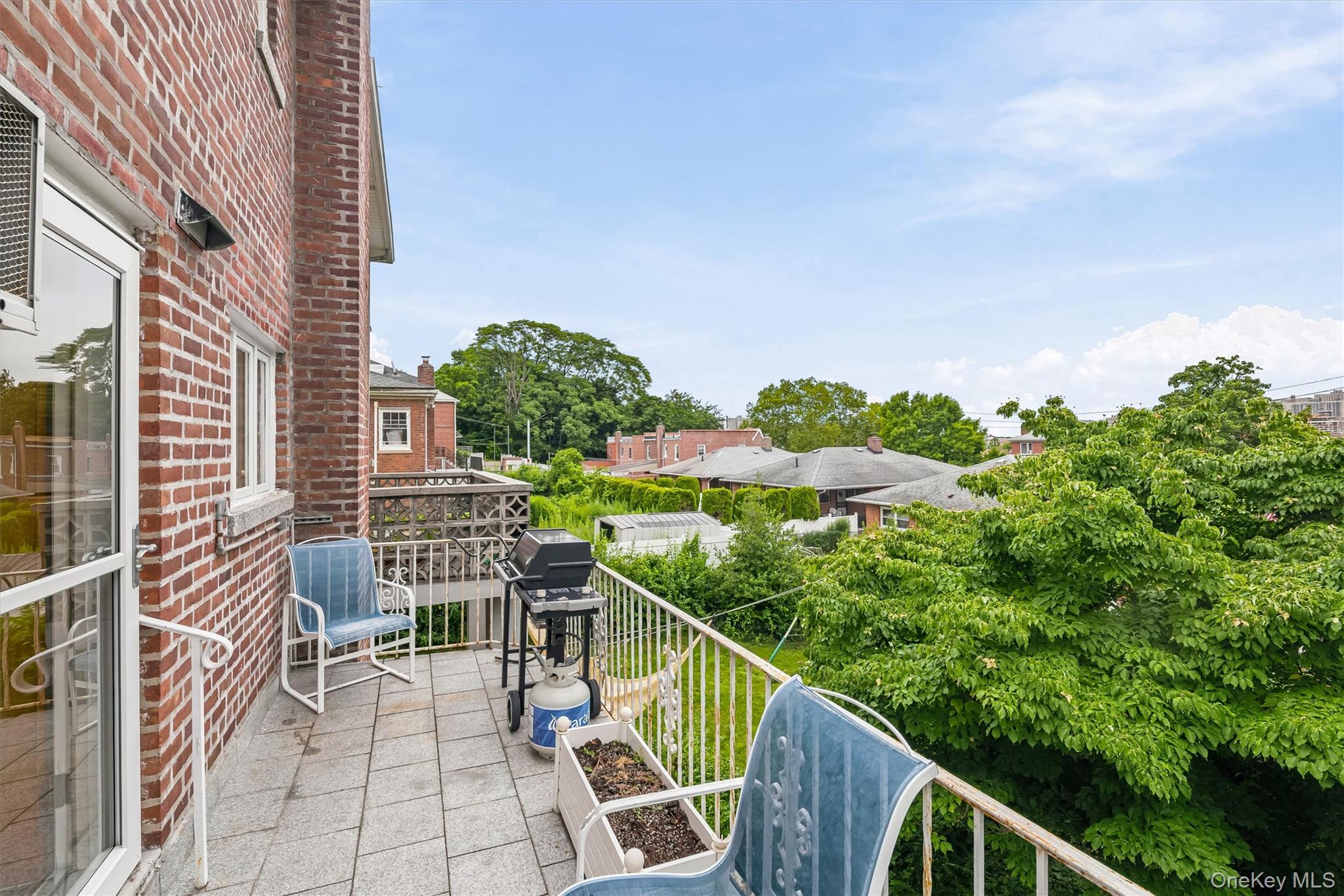 2324 Westervelt Avenue – For Sale photo 36