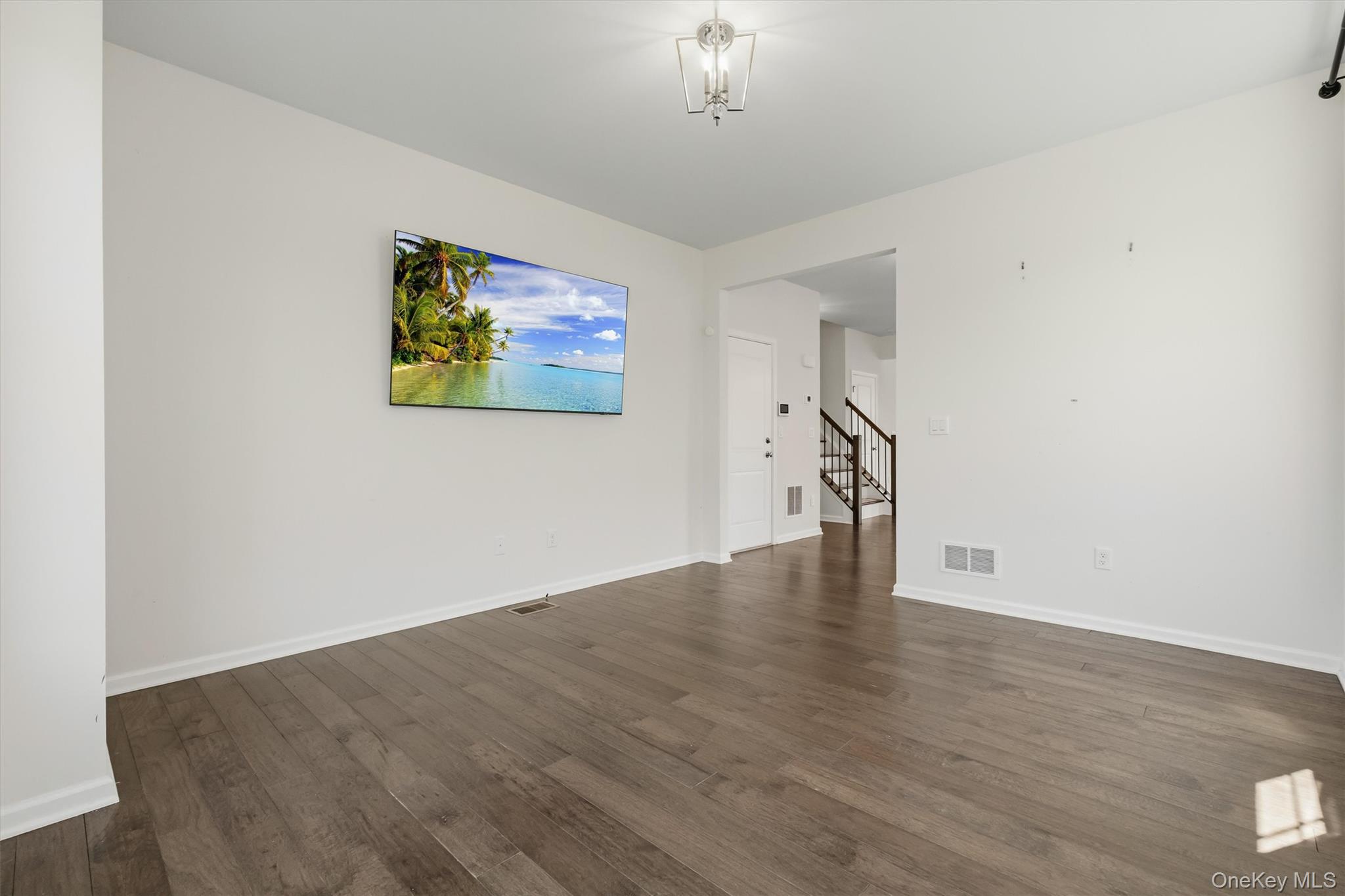 12 Fenton Way – For Sale photo 16