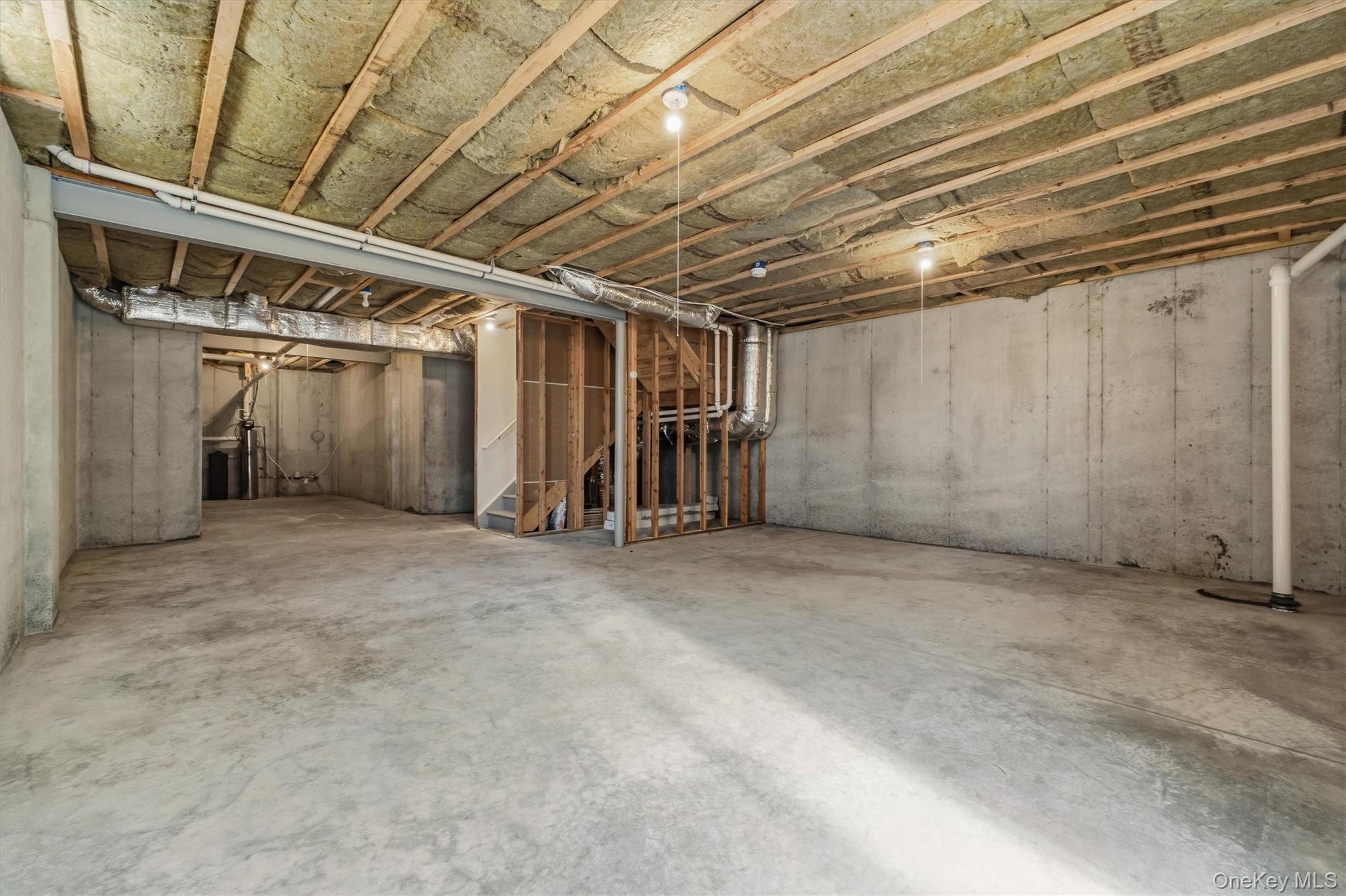 12 Fenton Way – For Sale photo 41