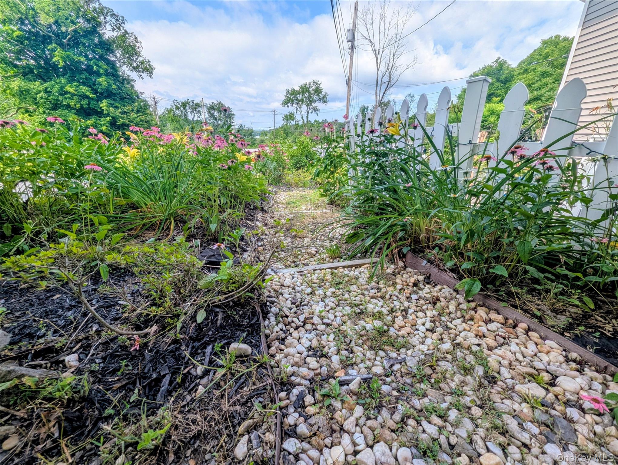 122 Castle High Road – For Sale photo 7