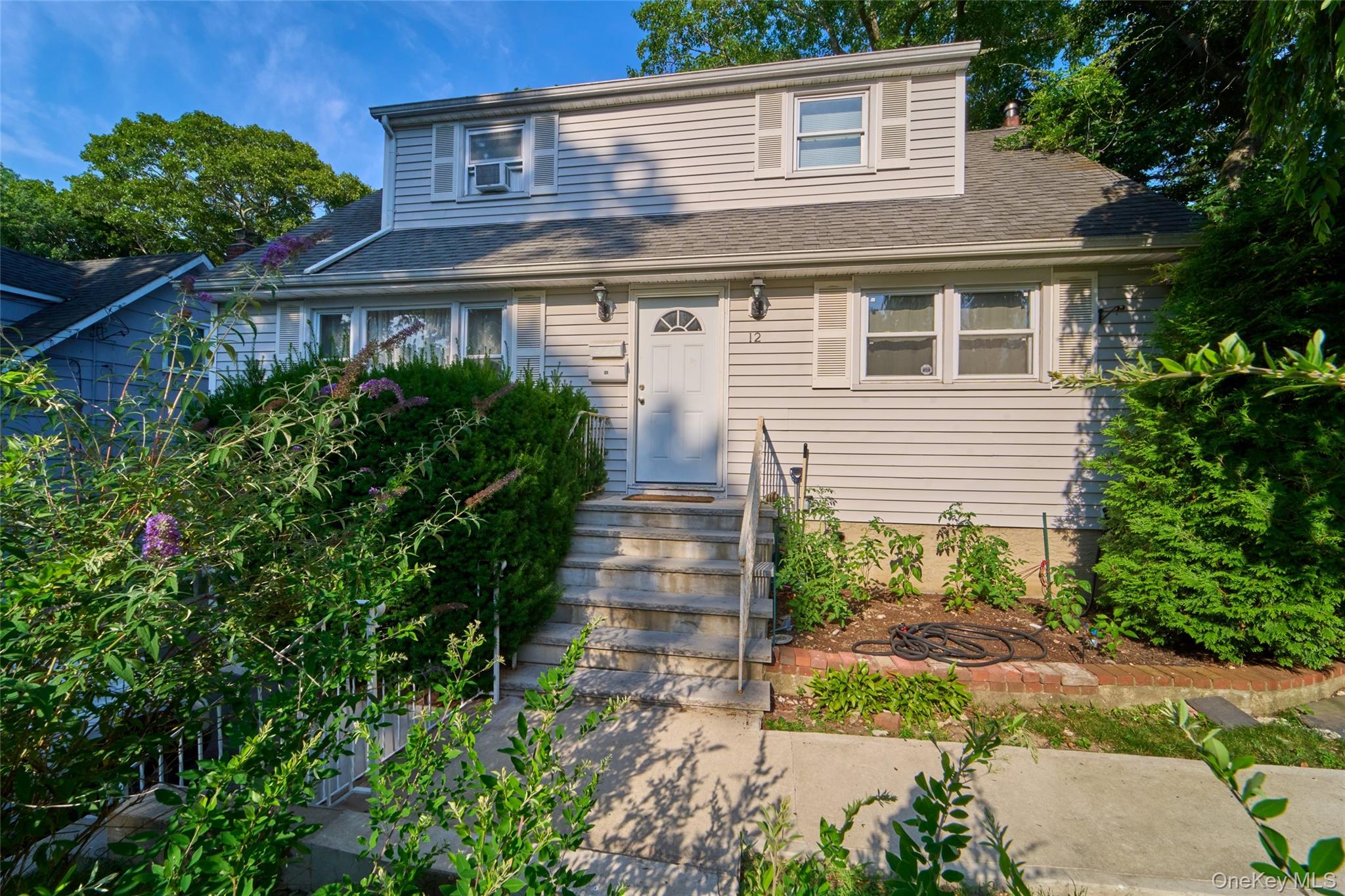 12 Goeller Avenue – For Sale