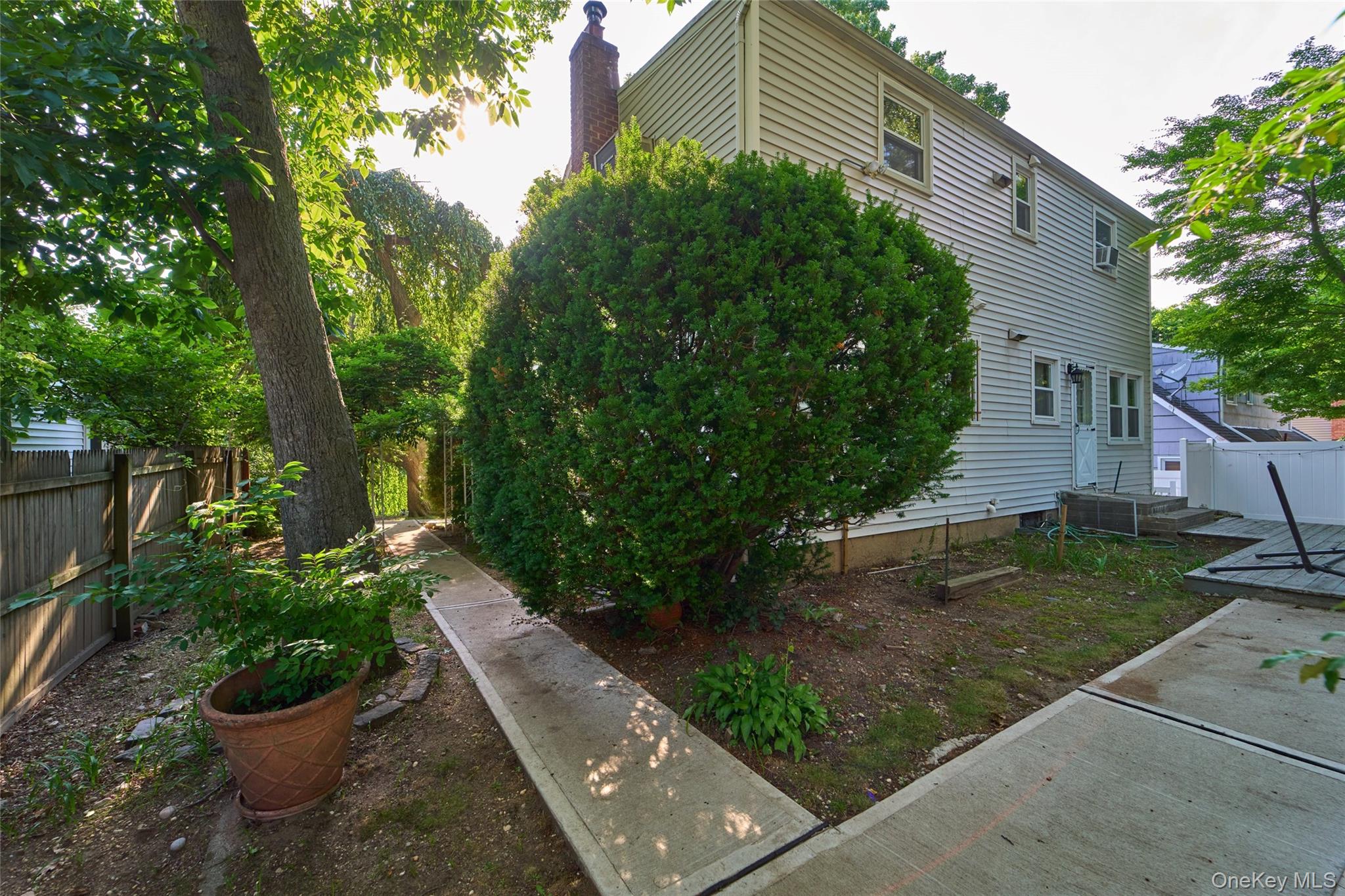 12 Goeller Avenue – For Sale photo 36