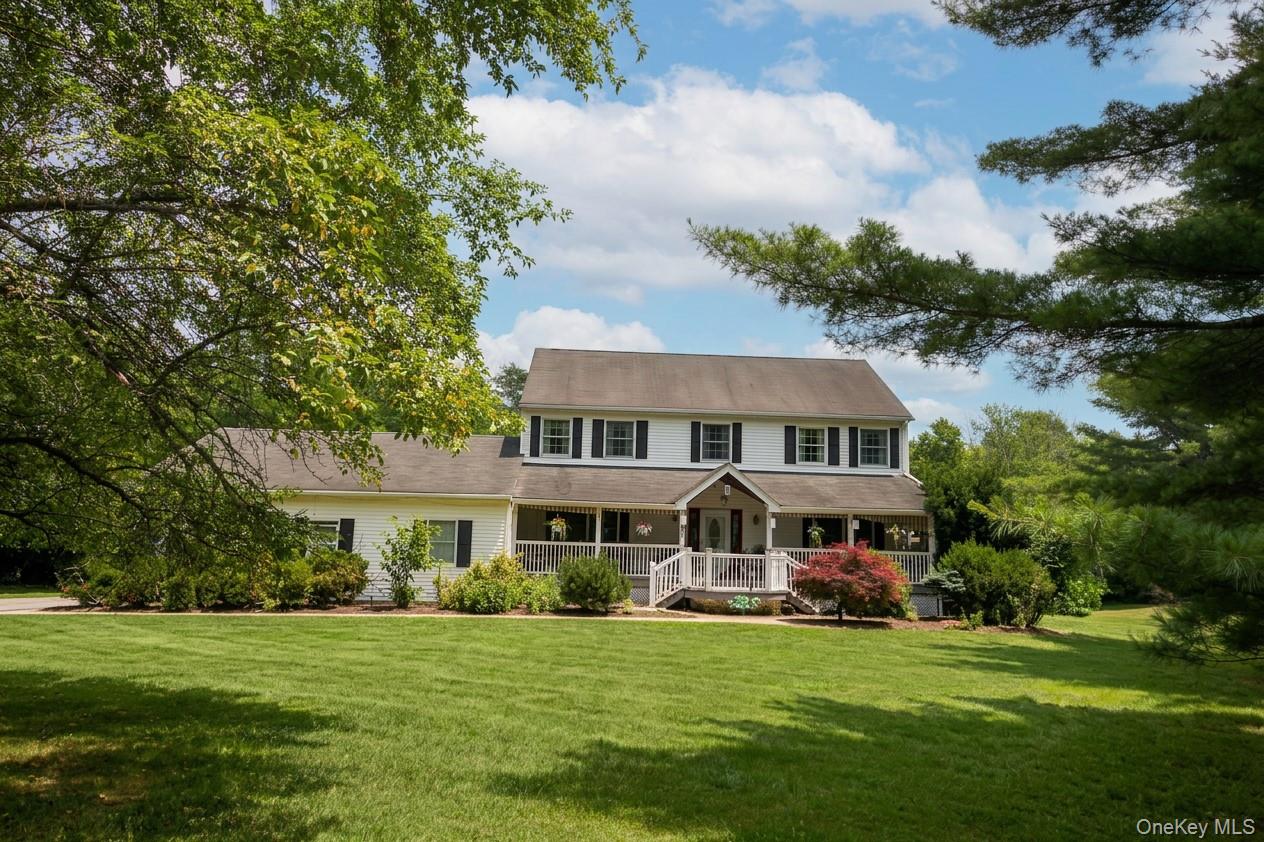 825 Peenpack Trail – For Sale