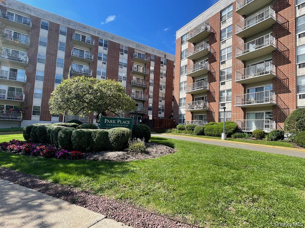 35 Park Avenue, Unit 6G photo 2